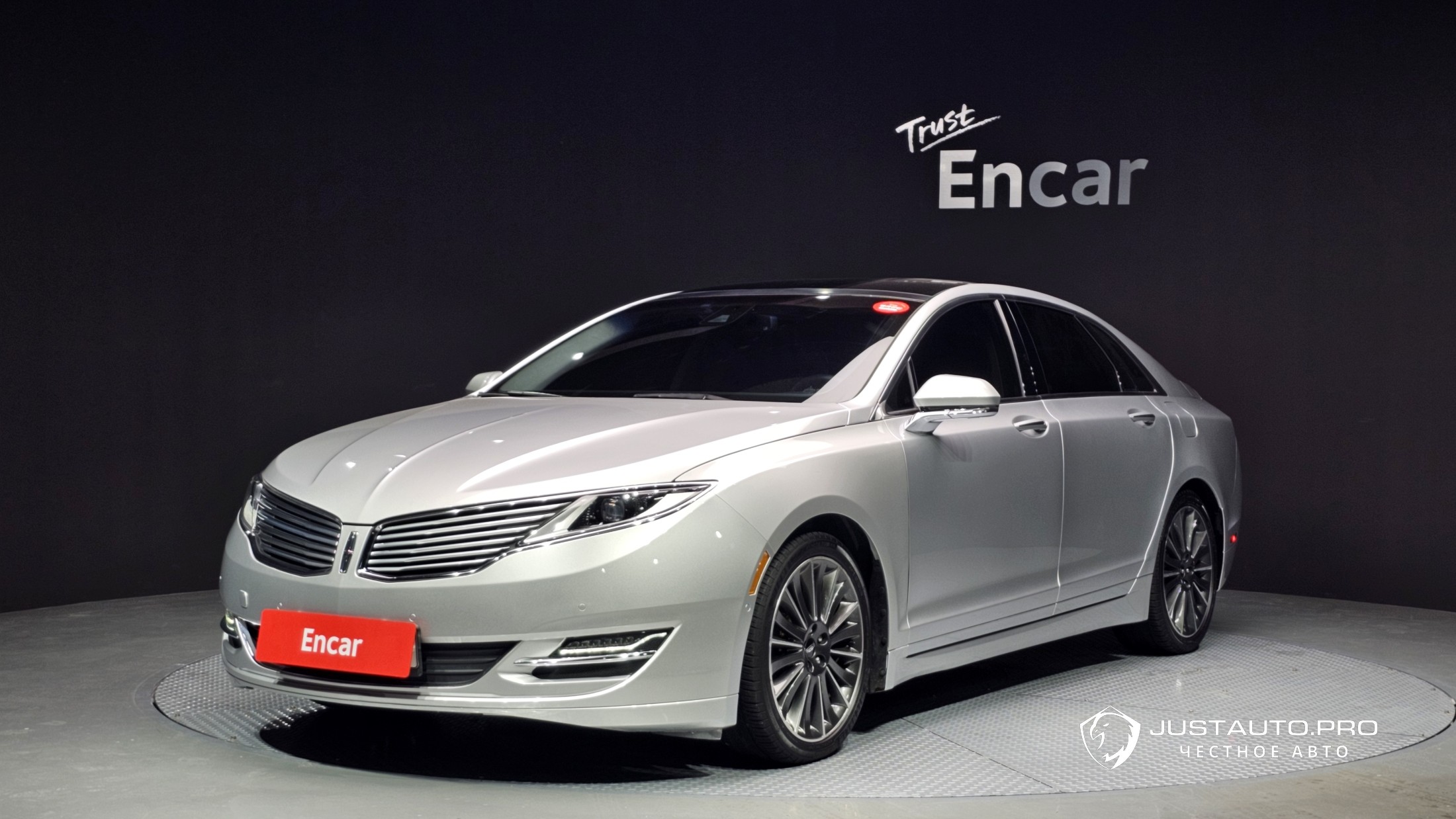 Автомобиль Lincoln MKZ