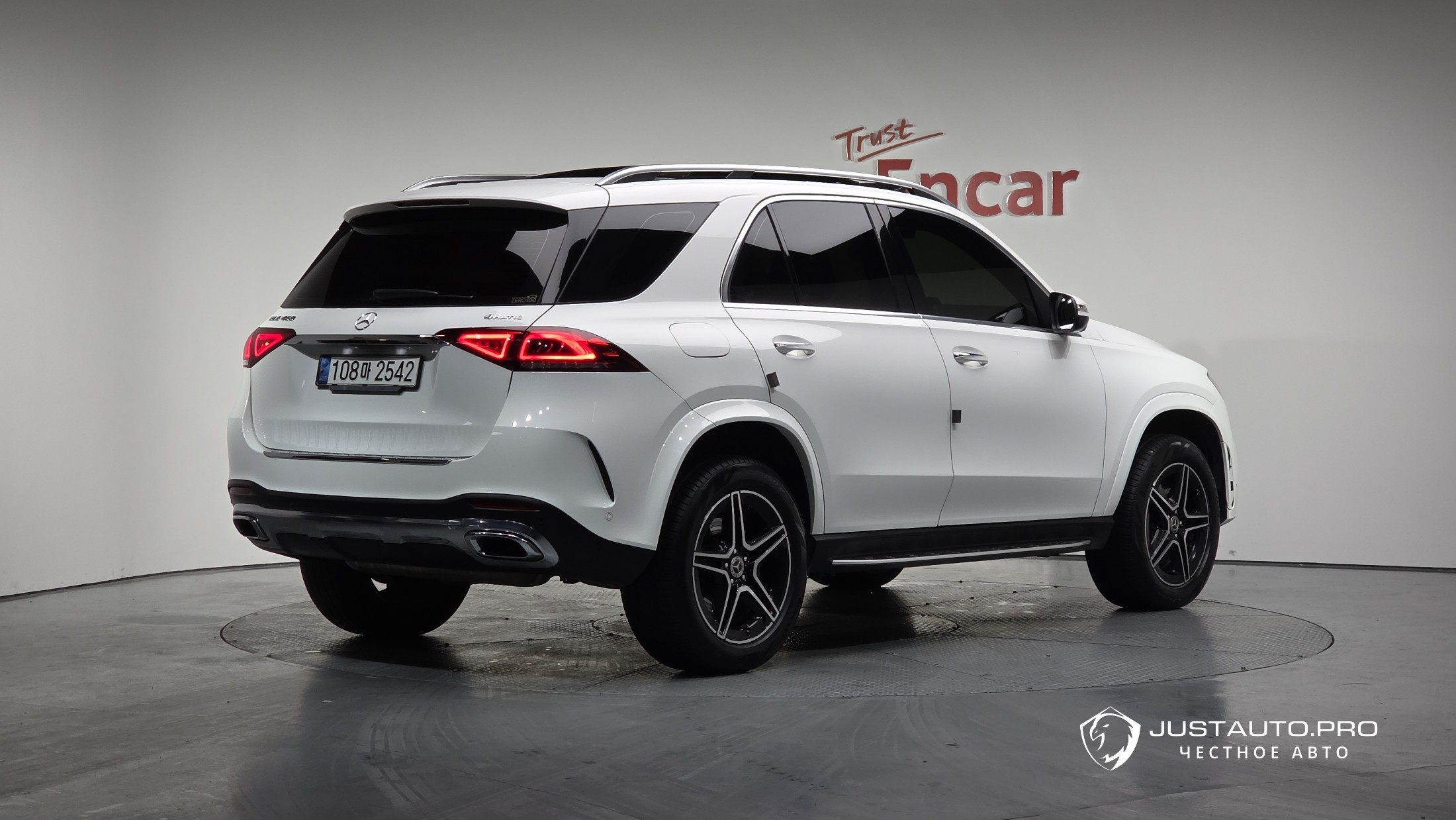Автомобиль Mercedes-Benz GLE-Class