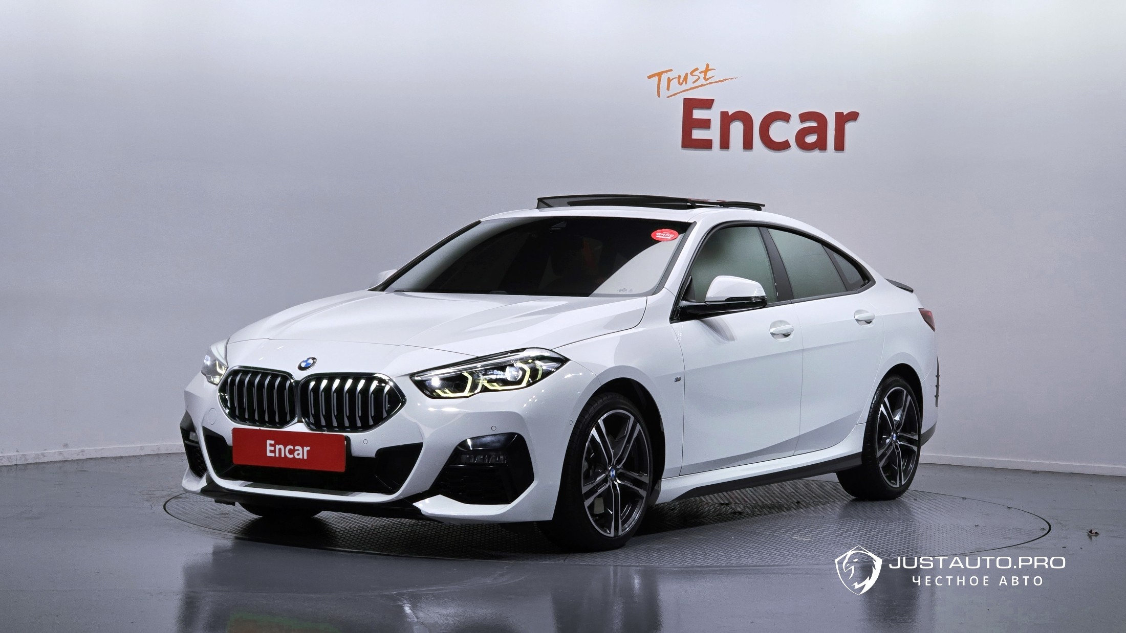 Автомобиль BMW 2-Series