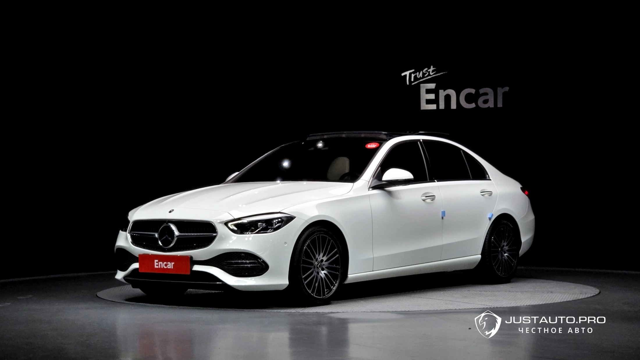 Автомобиль Mercedes-Benz C-Class