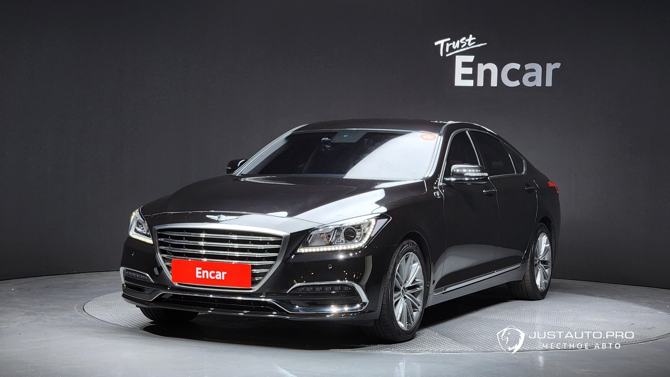 Автомобиль Genesis G80