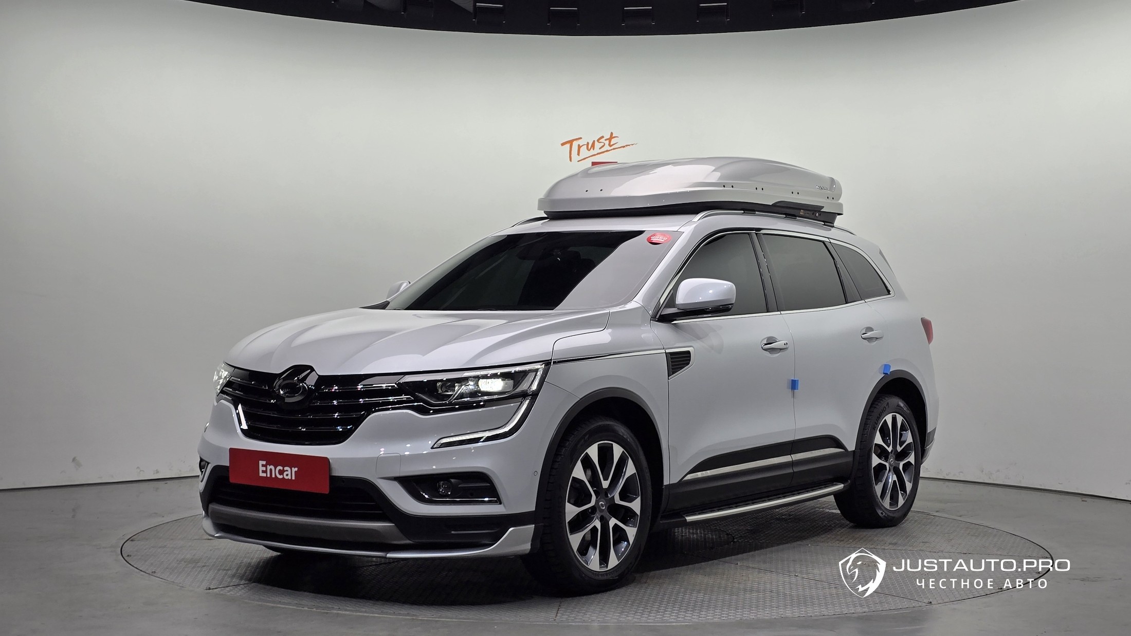 Автомобиль Renault-KoreaSamsung QM6