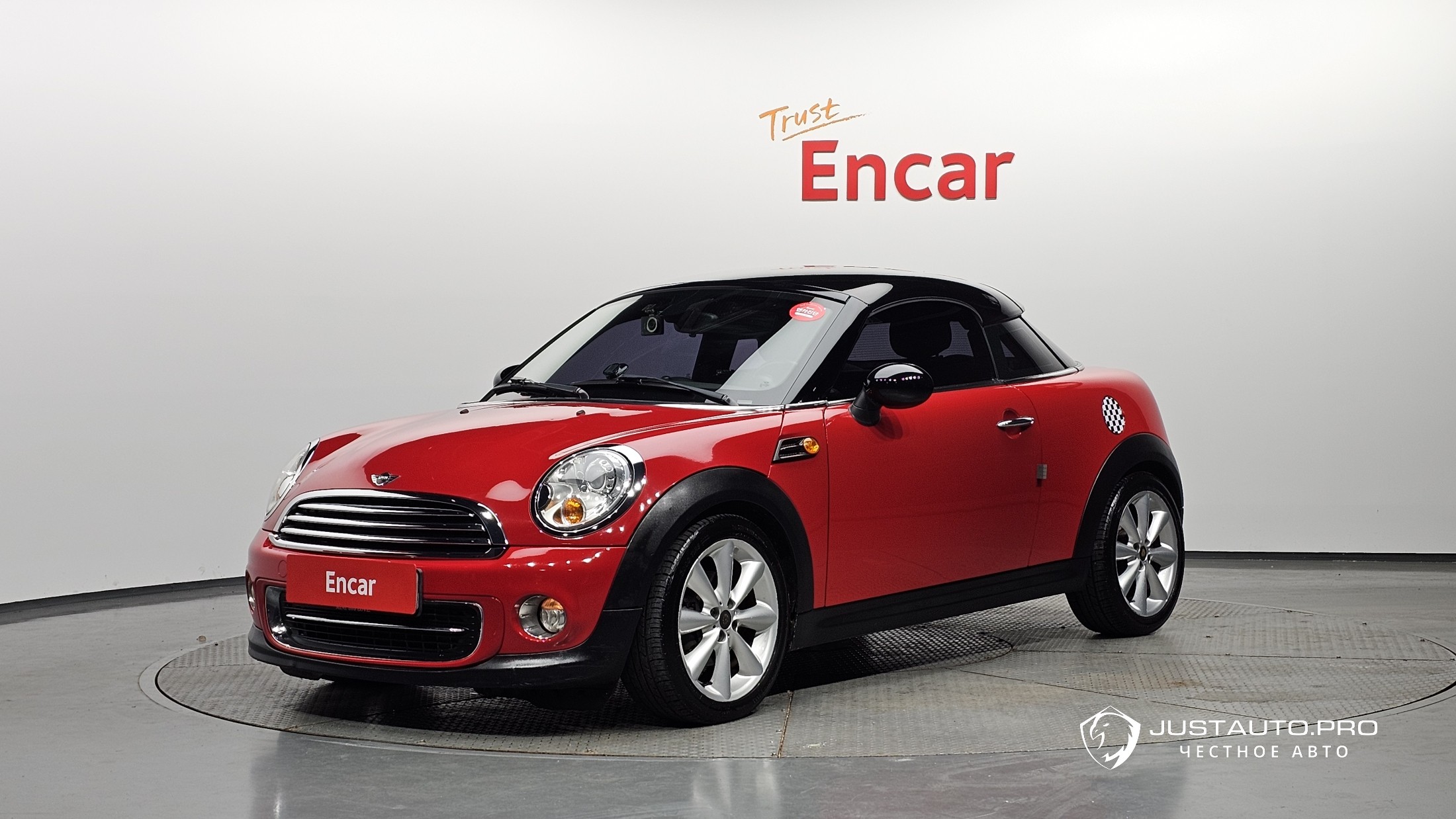 Автомобиль Mini Coupe