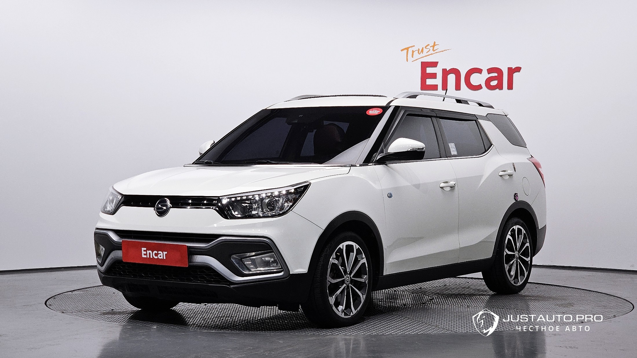 Автомобиль KG_Mobility_Ssangyong TIBOLI