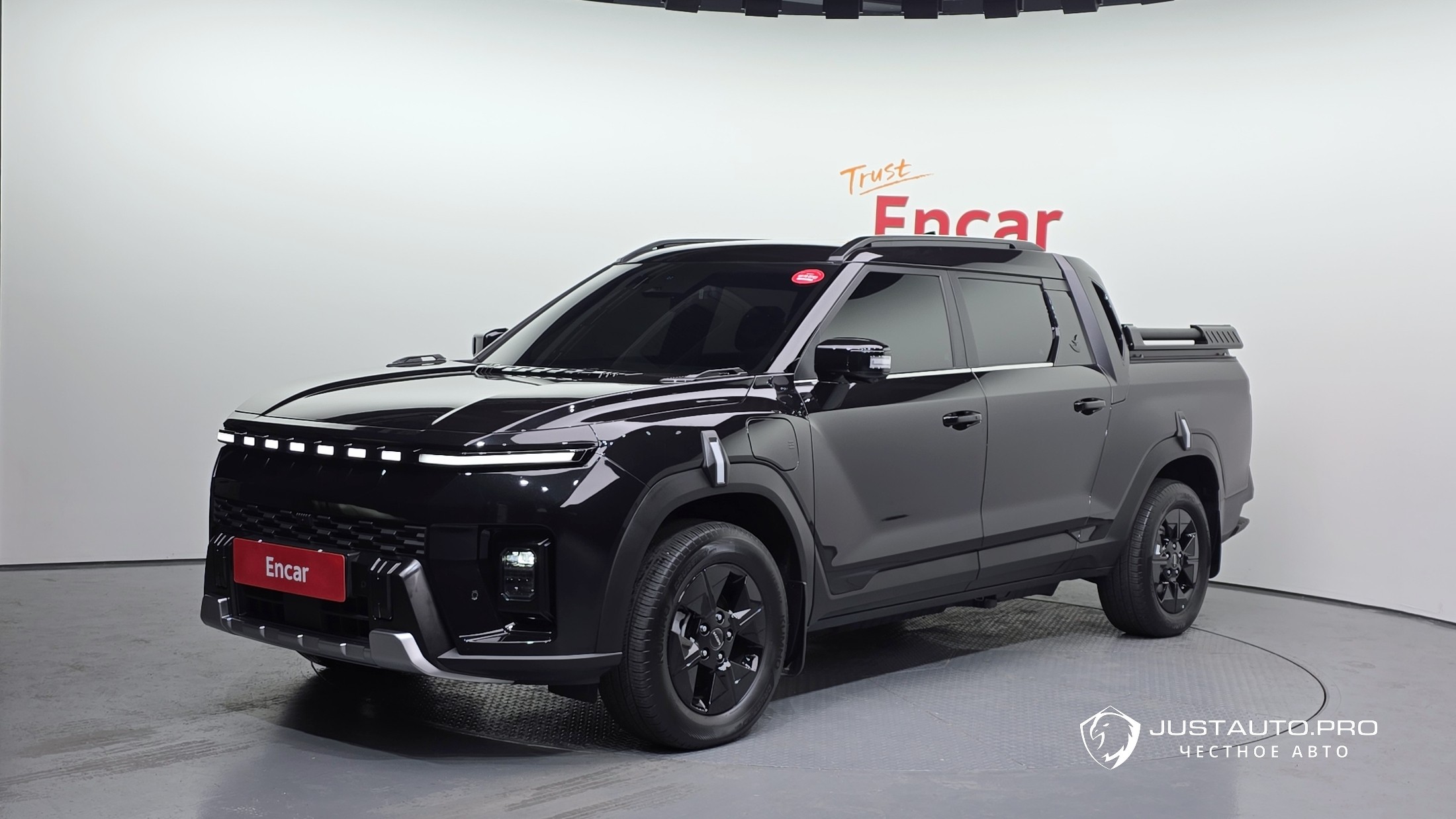 Автомобиль KG_Mobility_Ssangyong Musso