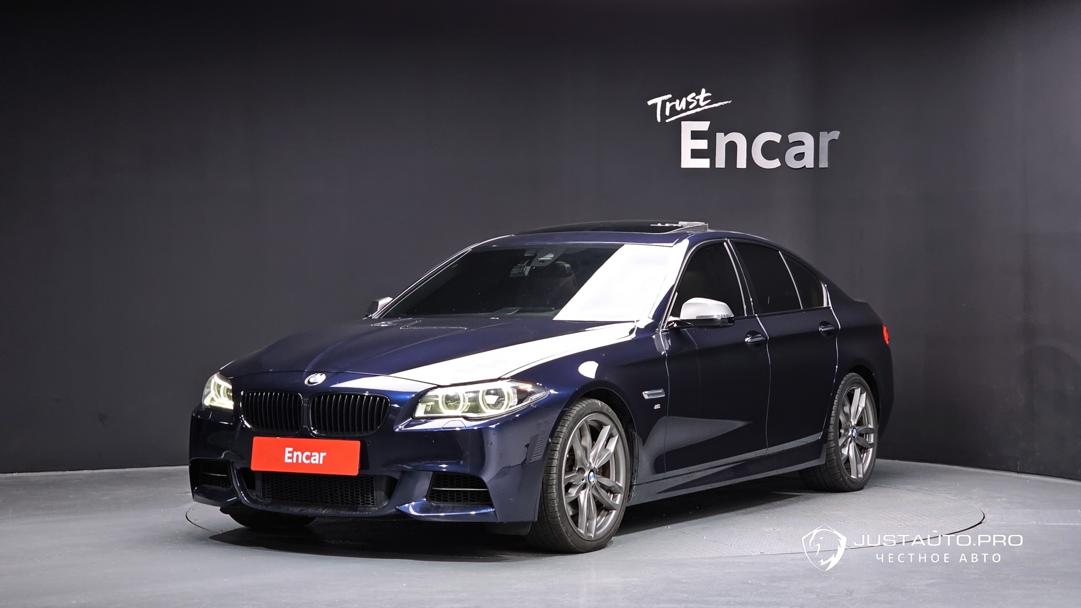 Автомобиль BMW 5-Series