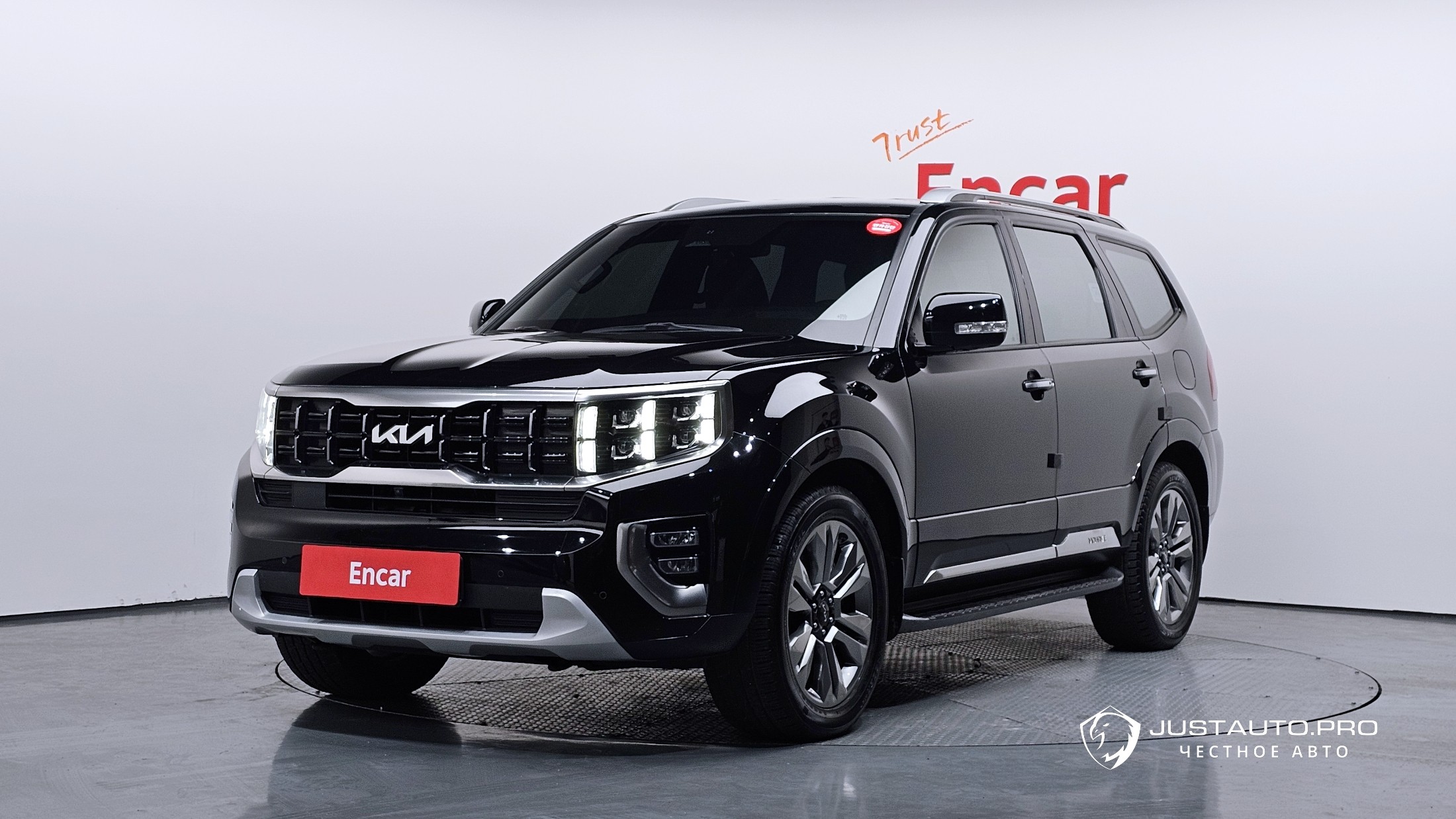 Автомобиль Kia Mohave