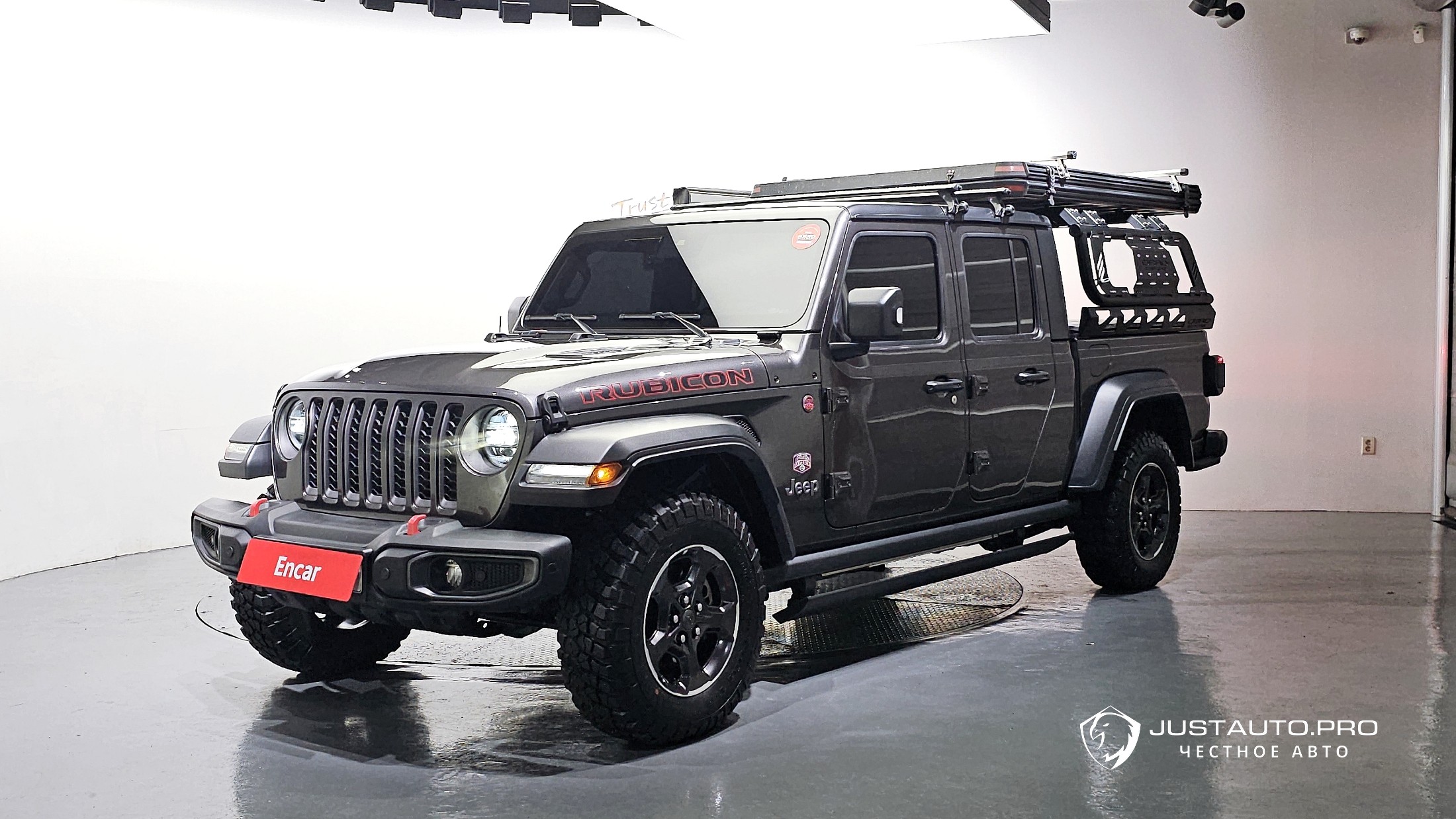 Автомобиль Jeep Gladiator