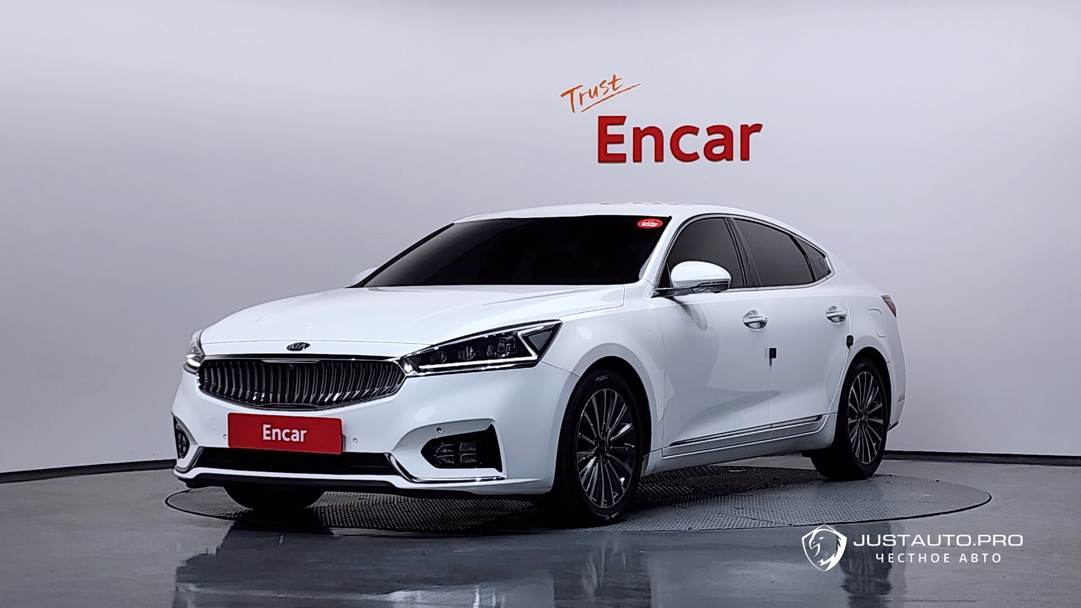 Автомобиль Kia K7