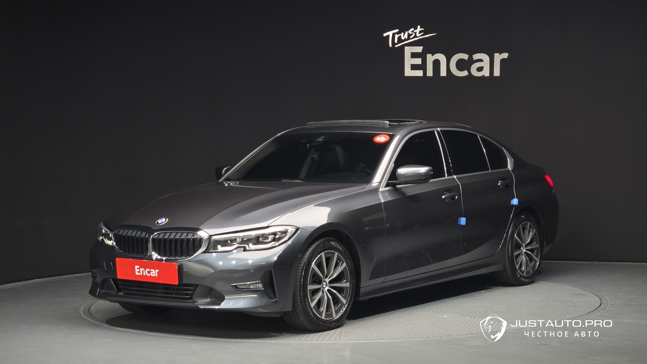 Автомобиль BMW 3-Series