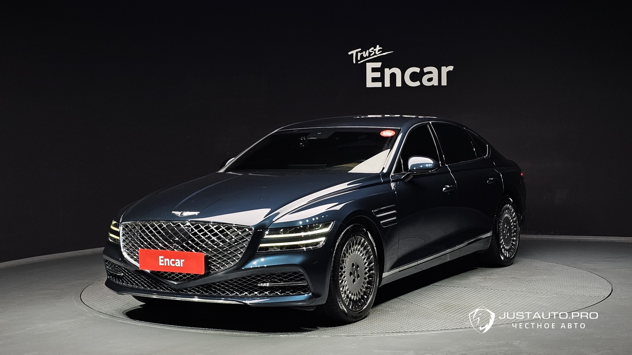 Автомобиль Genesis G80