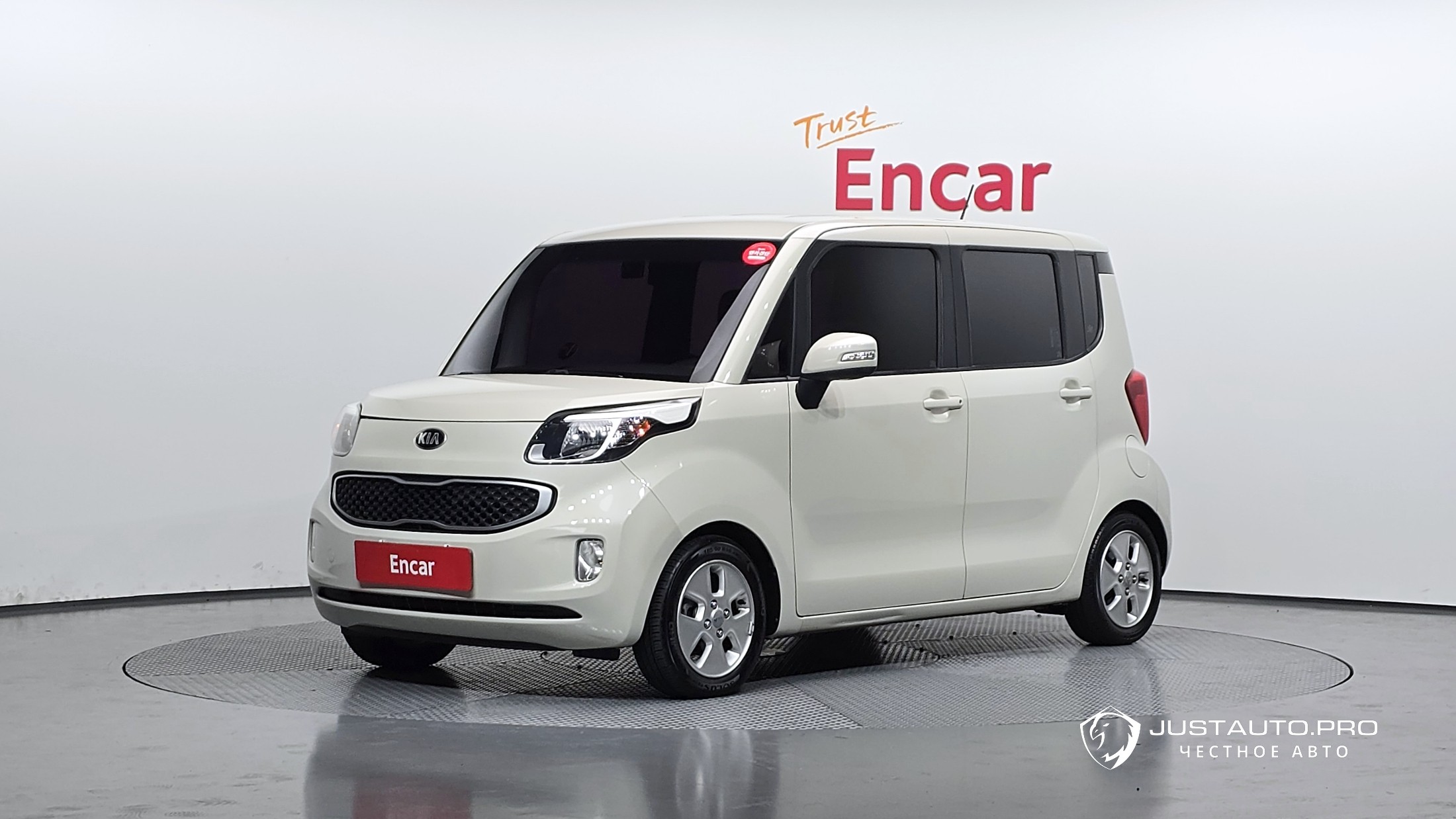 Автомобиль Kia RAY