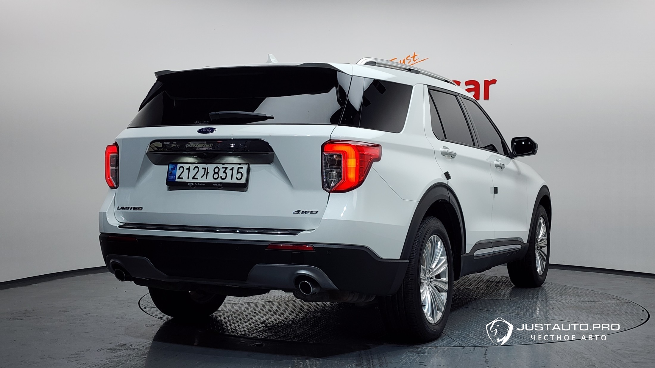 Автомобиль Ford Explorer