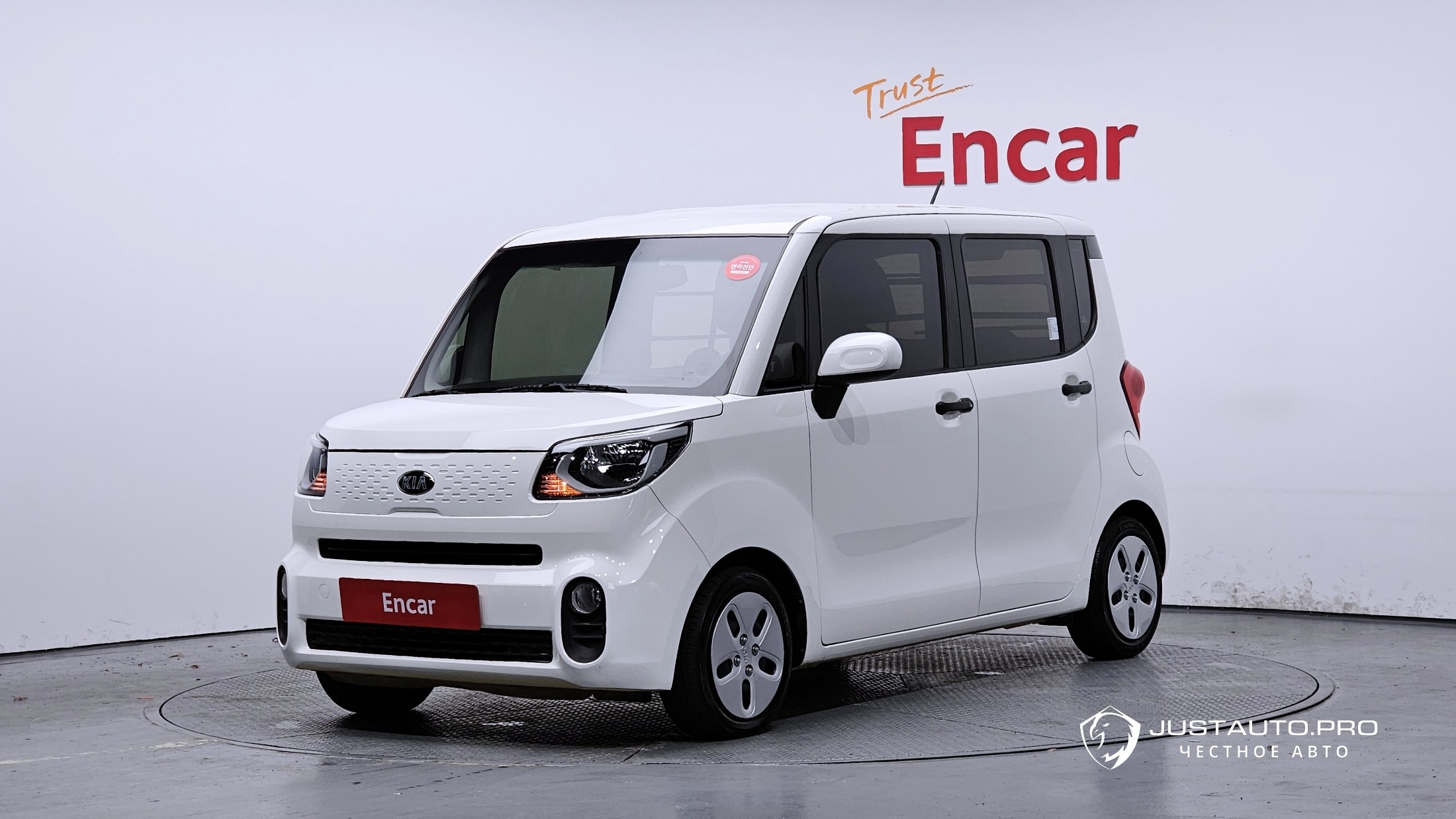 Автомобиль Kia RAY