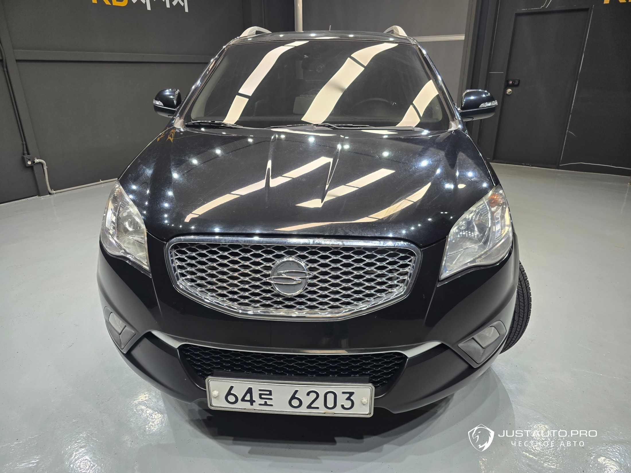 Автомобиль KG_Mobility_Ssangyong KORANDO