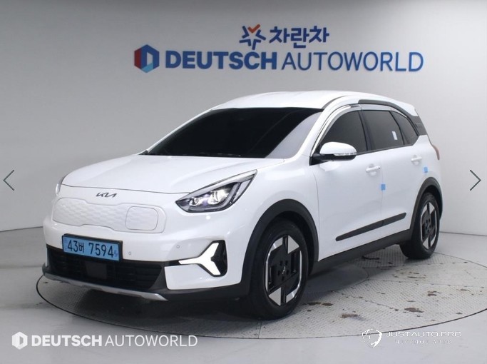 Автомобиль Kia Niro