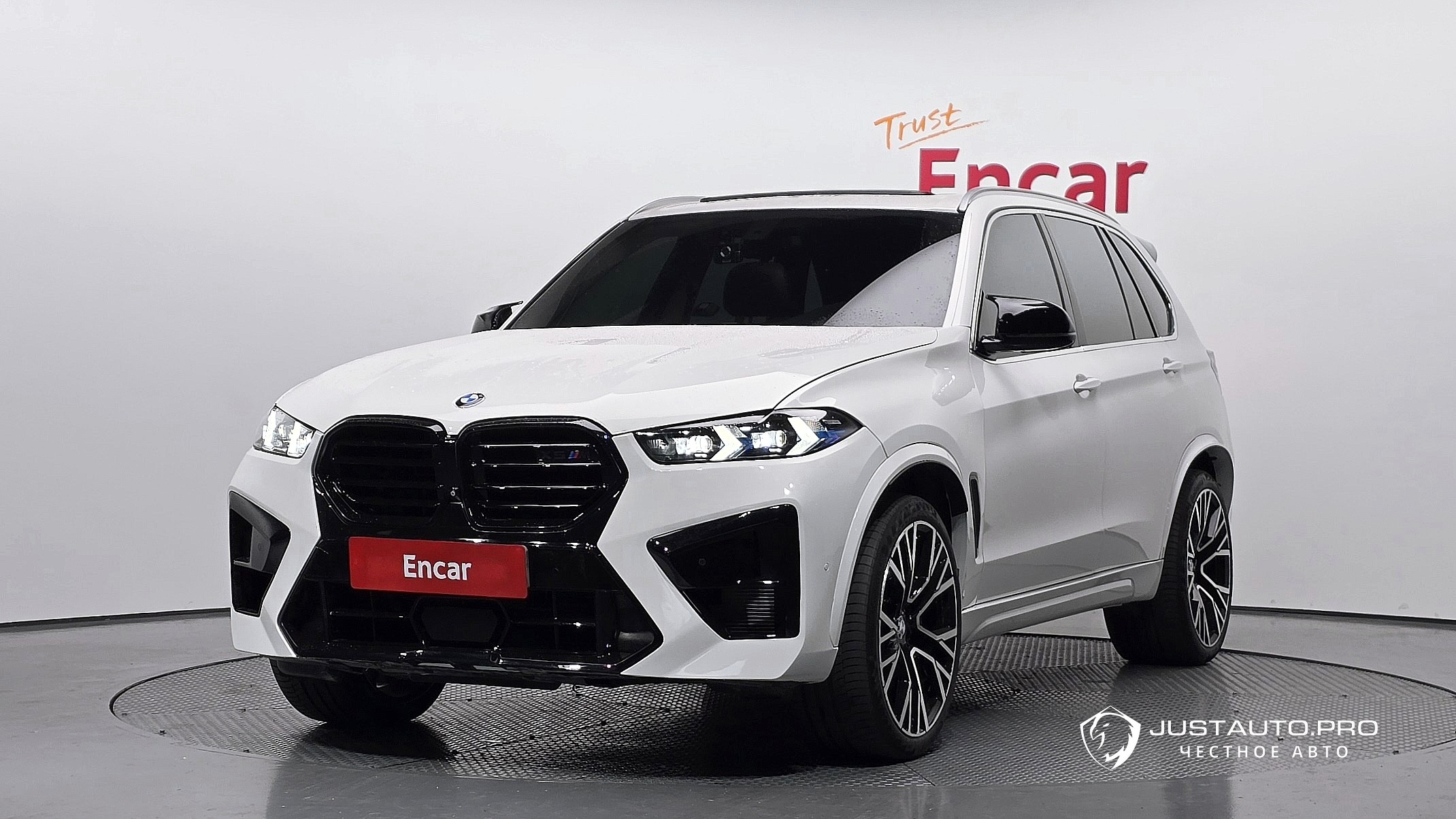 Автомобиль BMW X5