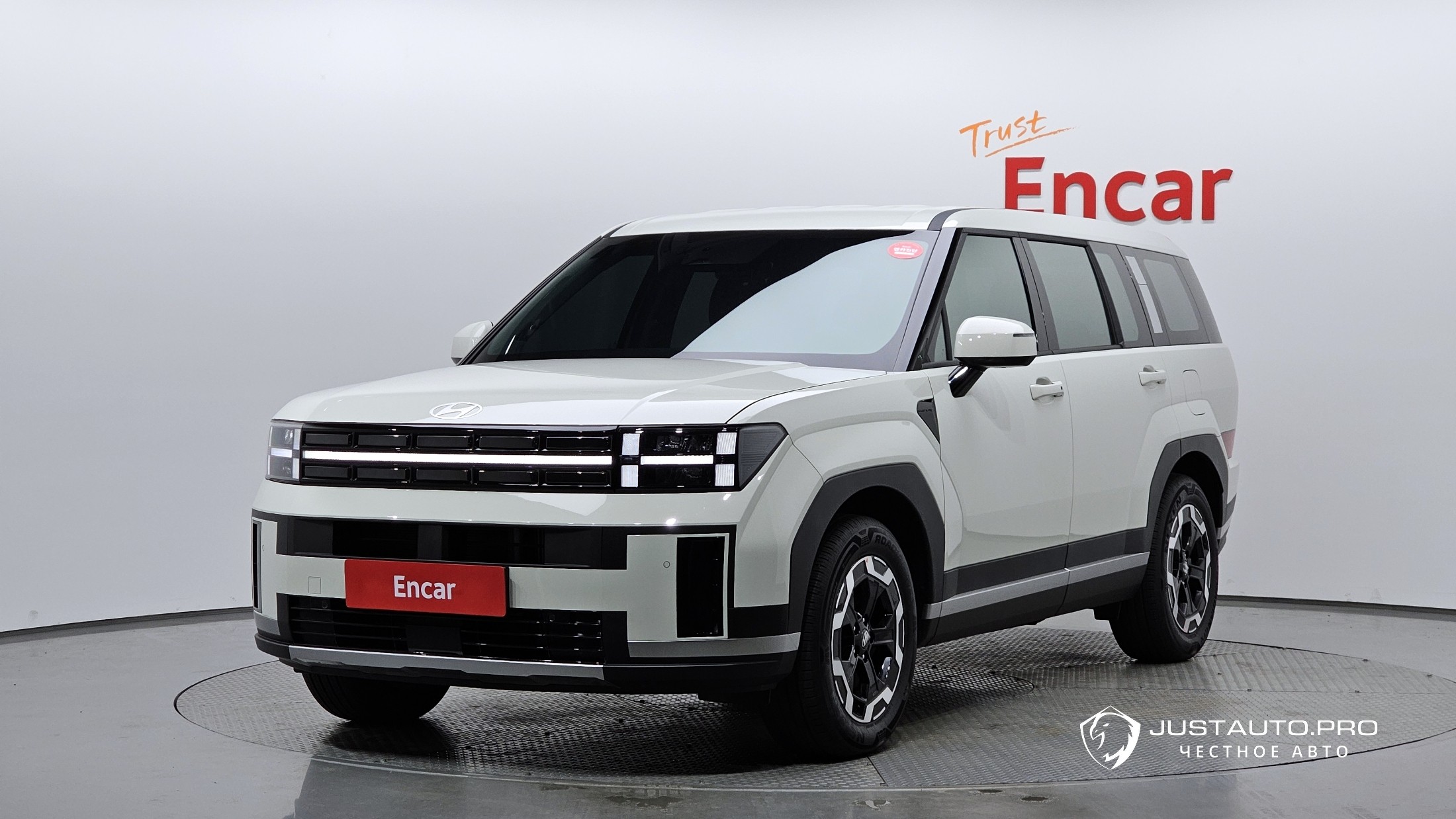 Автомобиль Hyundai Santafe