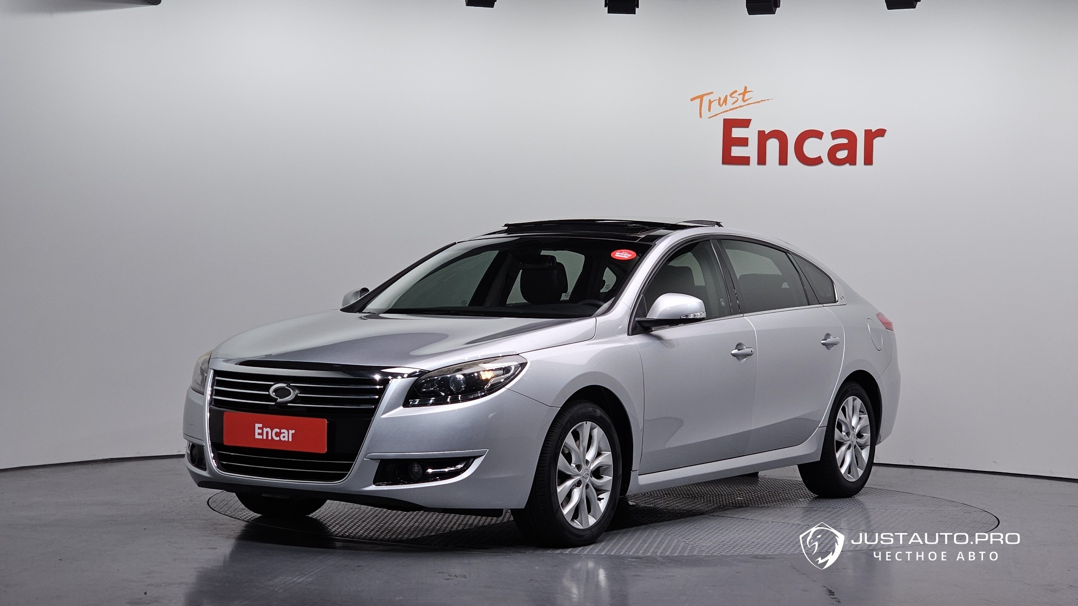 Автомобиль Renault-KoreaSamsung SM7