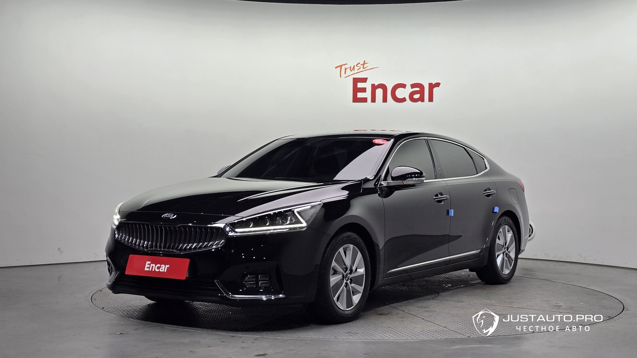 Автомобиль Kia K7