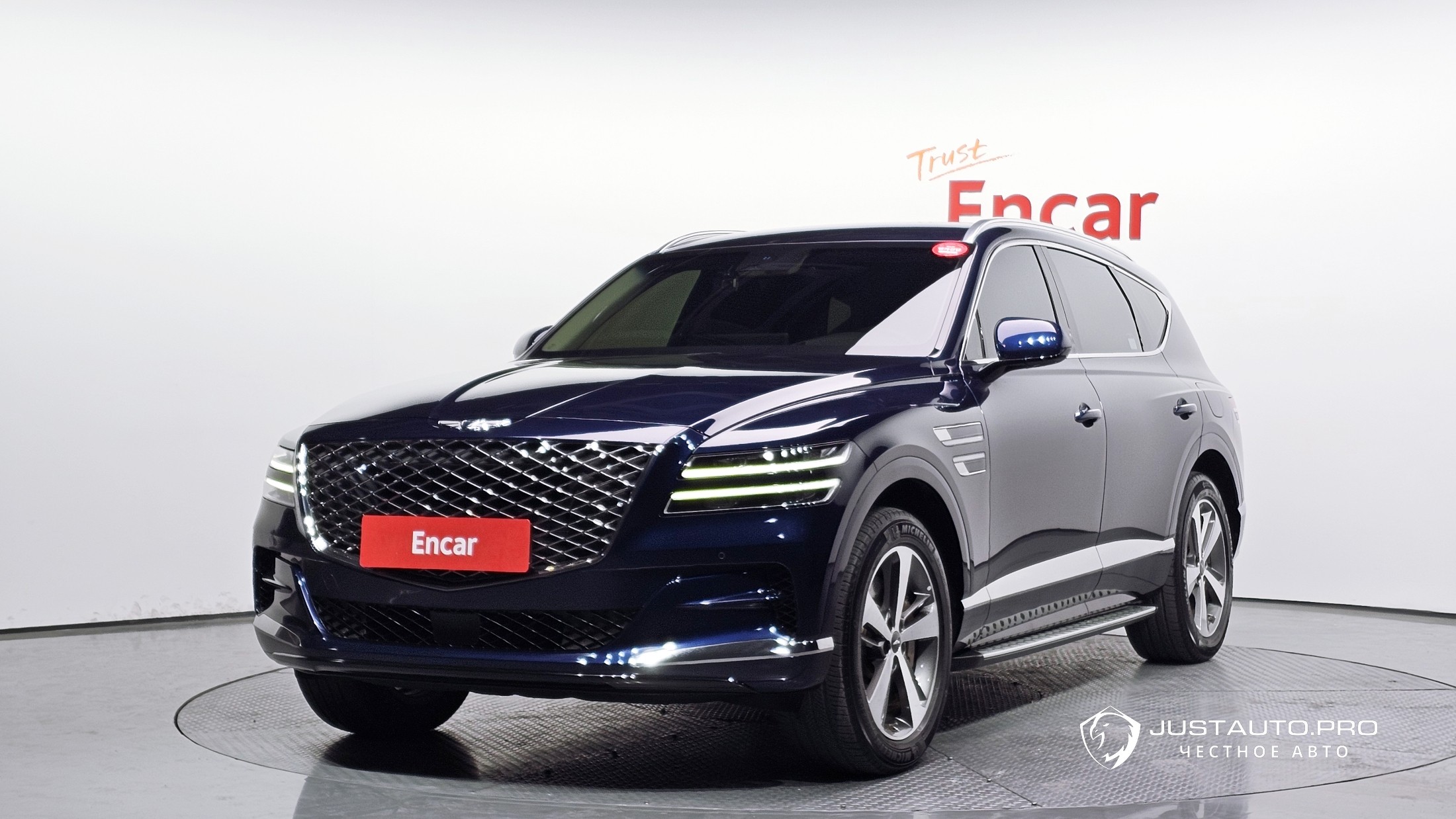 Автомобиль Genesis GV80