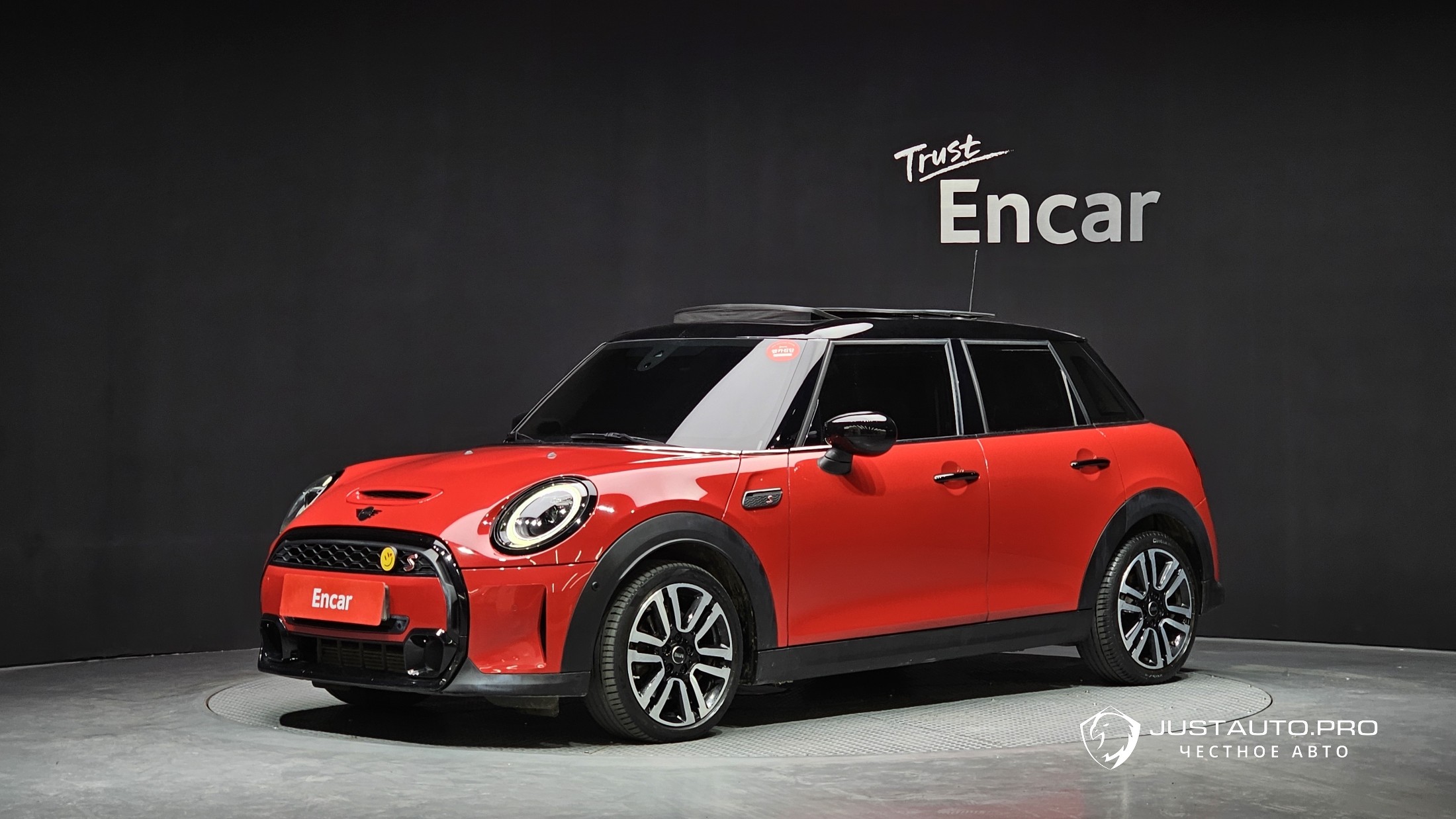 Автомобиль Mini Cooper