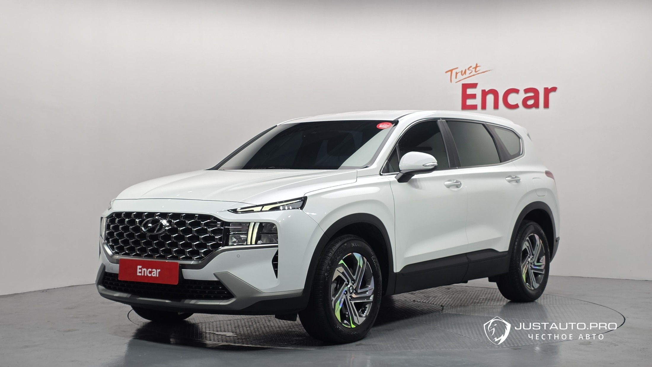 Автомобиль Hyundai Santafe