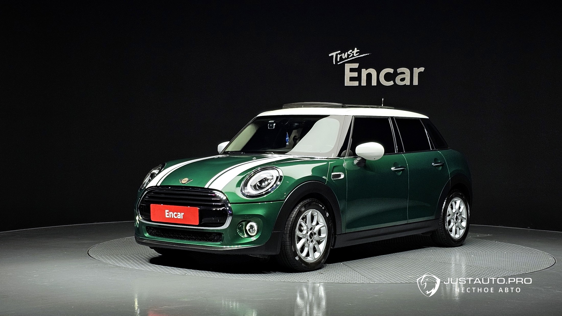 Автомобиль Mini Cooper