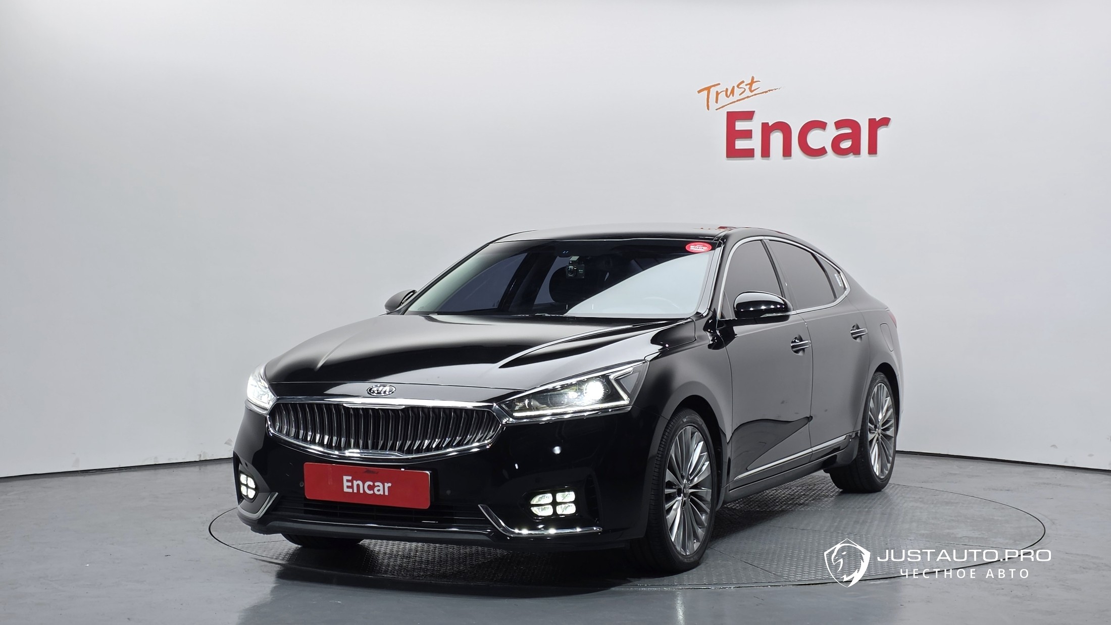 Автомобиль Kia K7