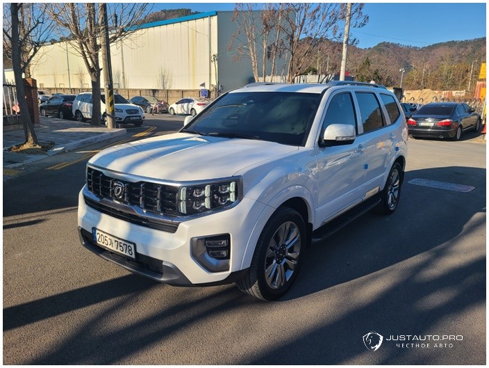 Автомобиль Kia Mohave