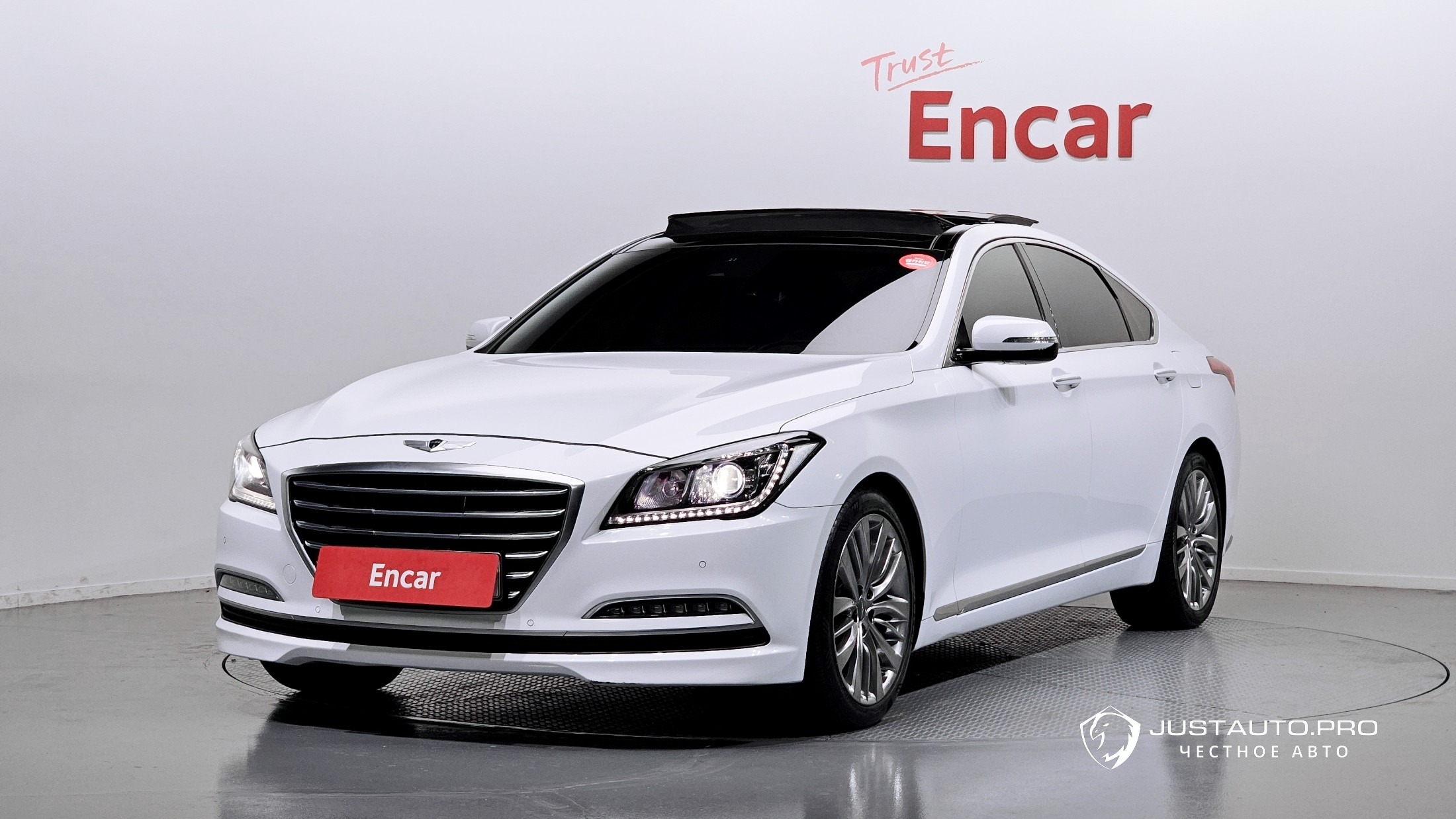 Автомобиль Hyundai Genesis