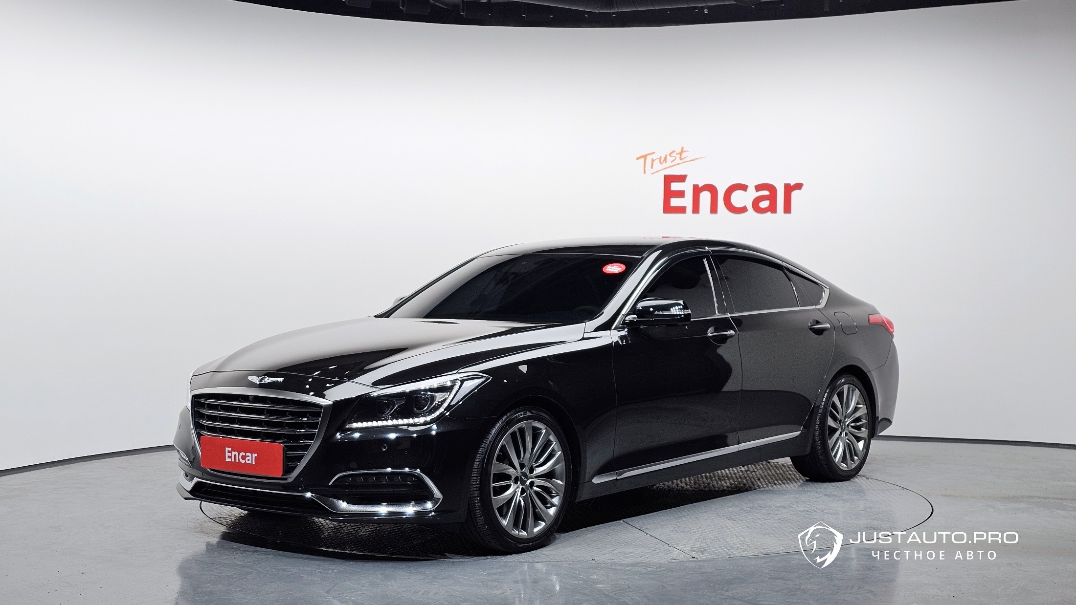 Автомобиль Genesis G80