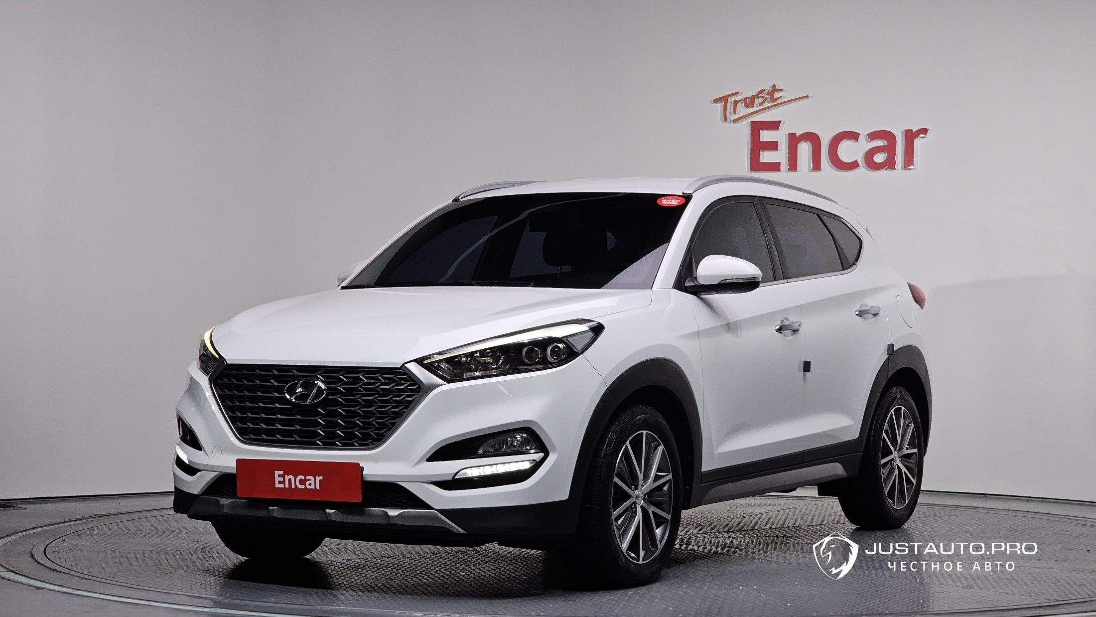 Автомобиль Hyundai Tucson