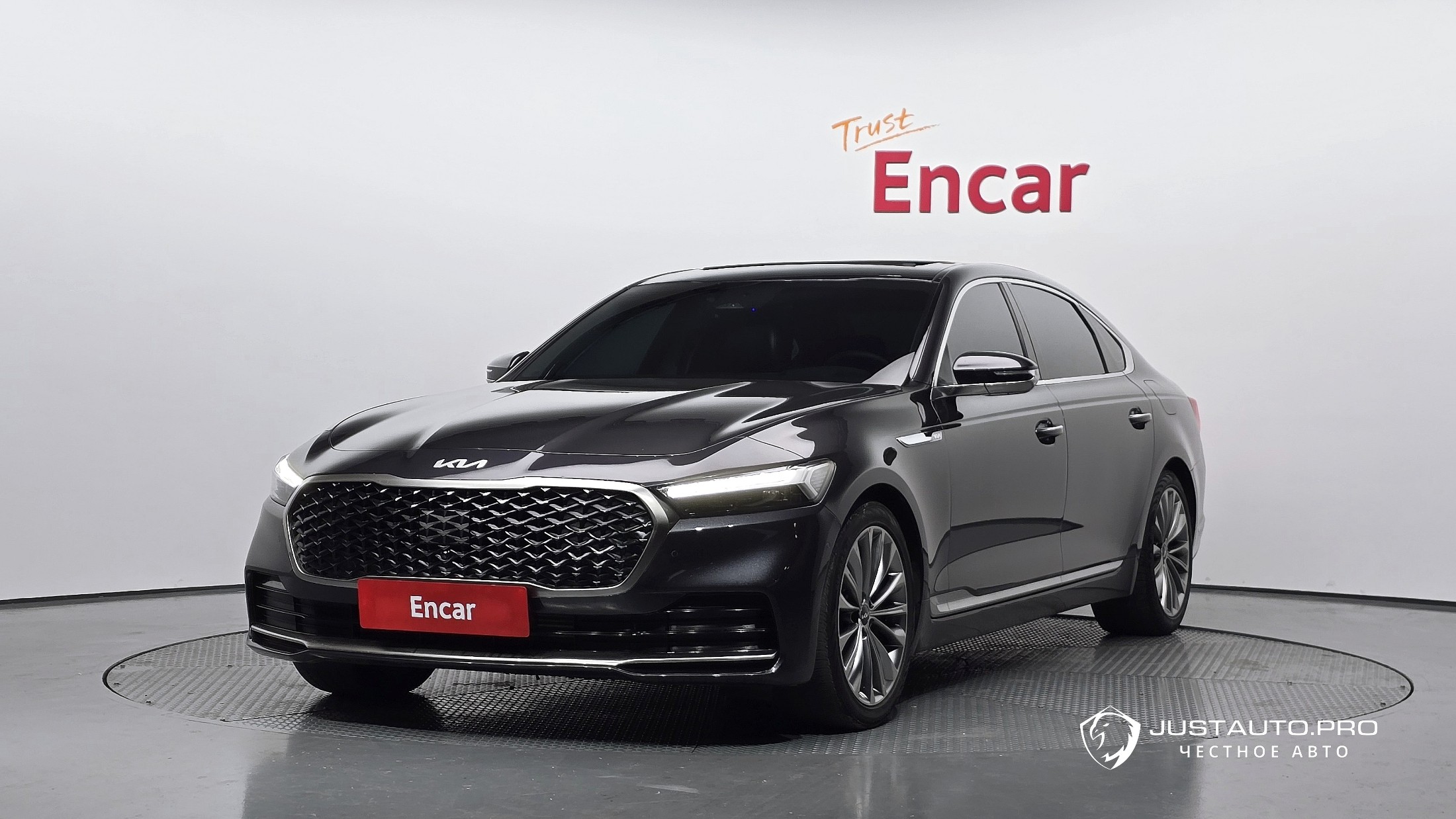 Автомобиль Kia K9