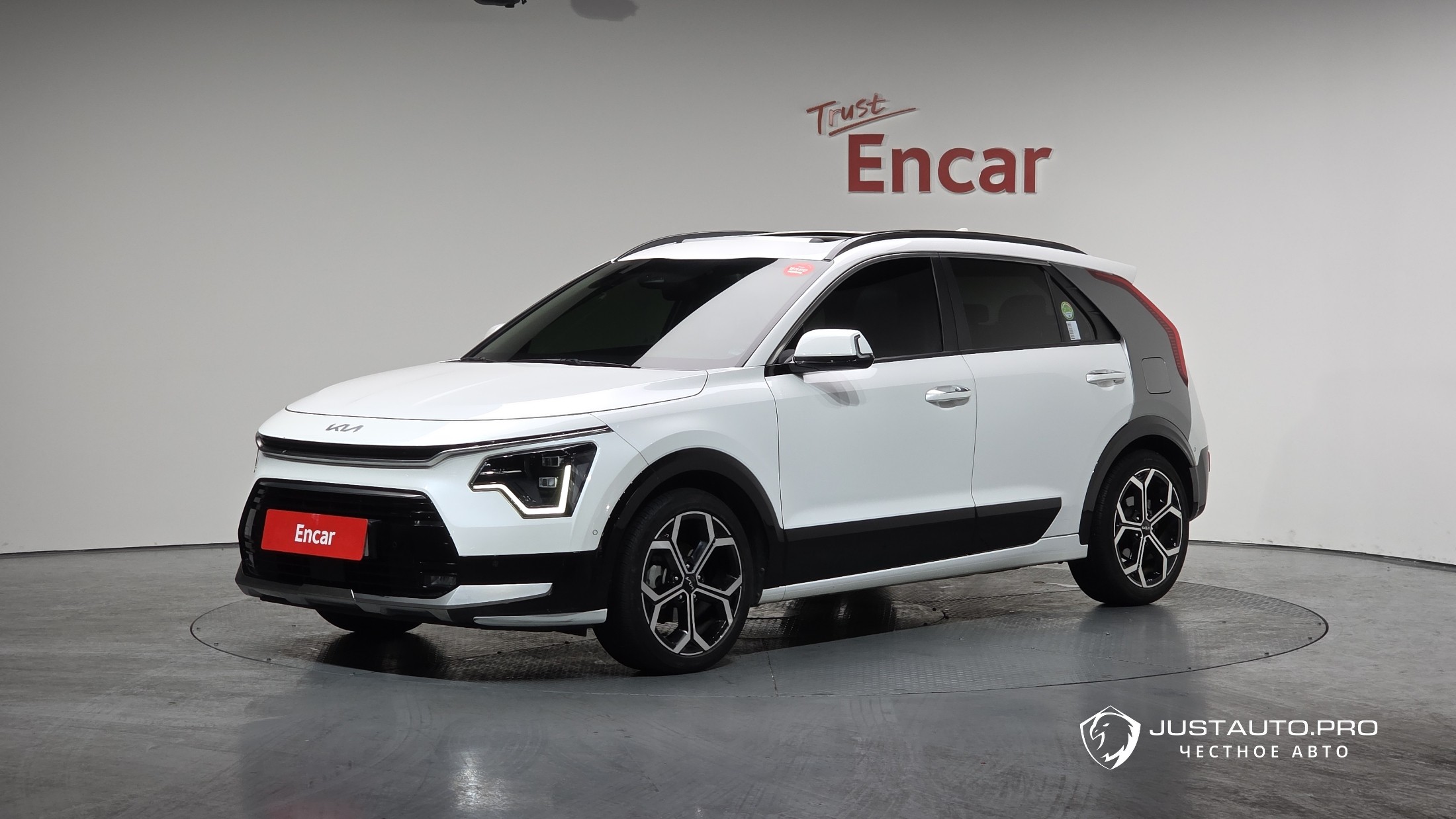 Автомобиль Kia Niro