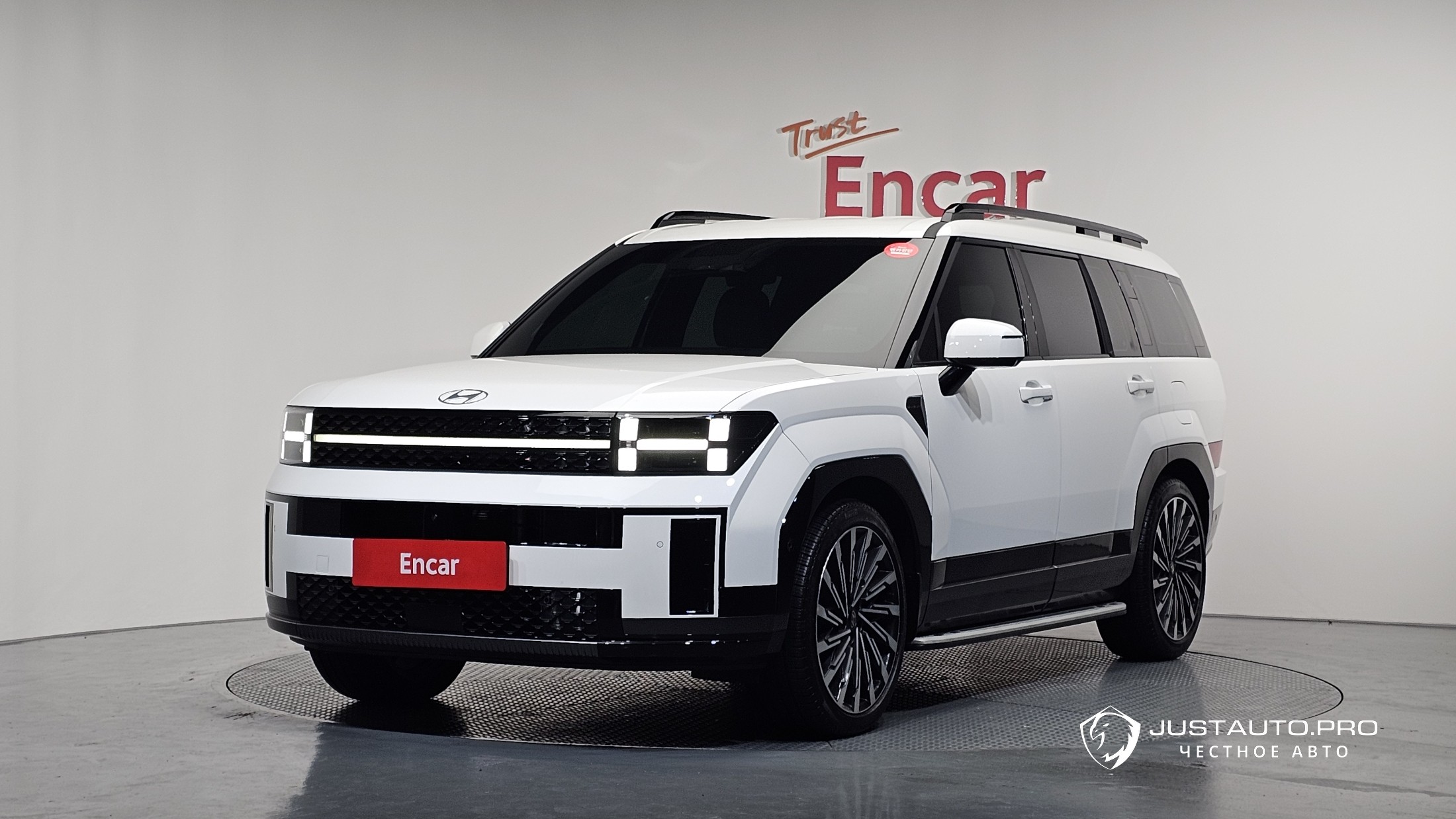 Автомобиль Hyundai Santafe