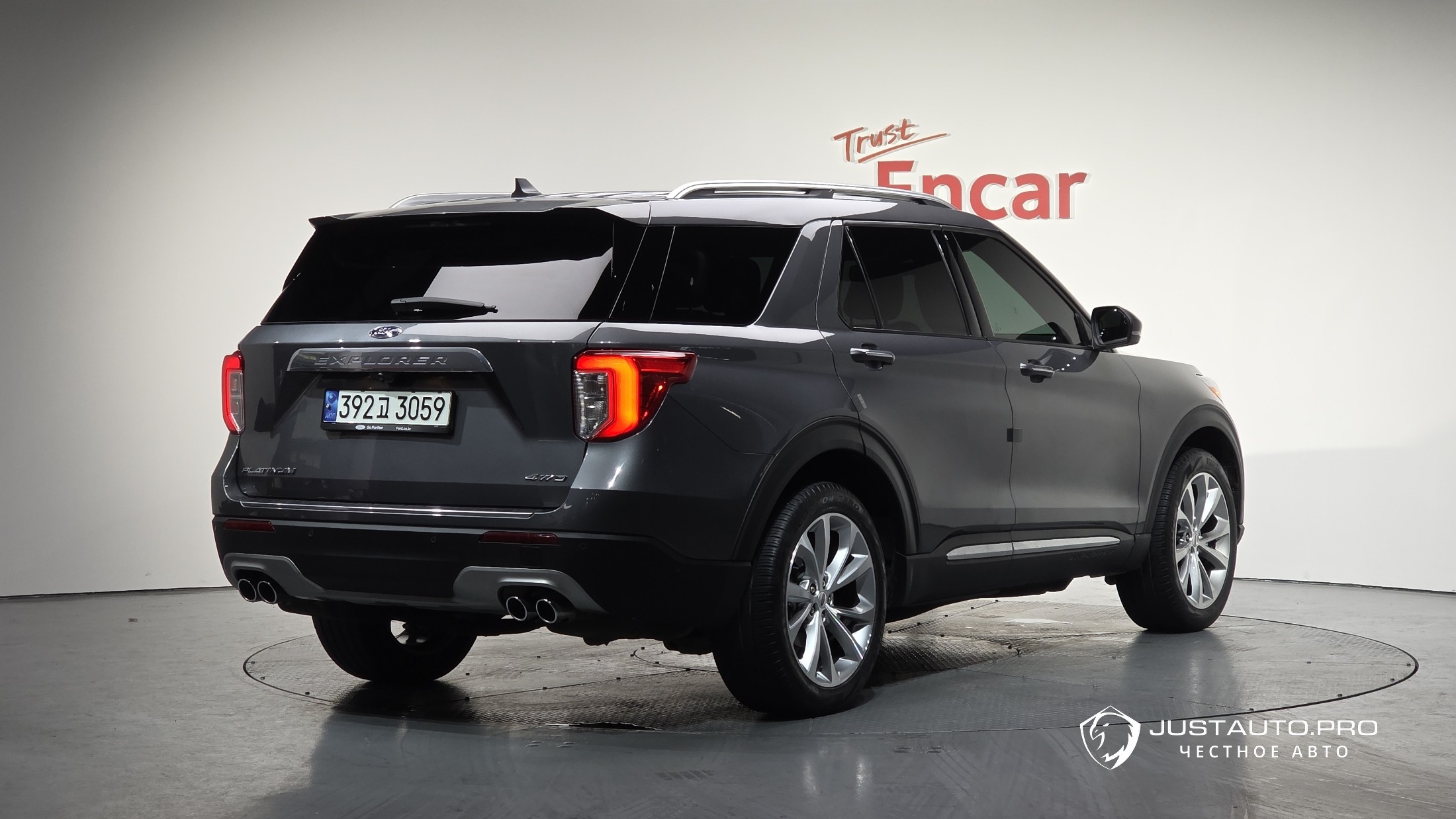 Автомобиль Ford Explorer