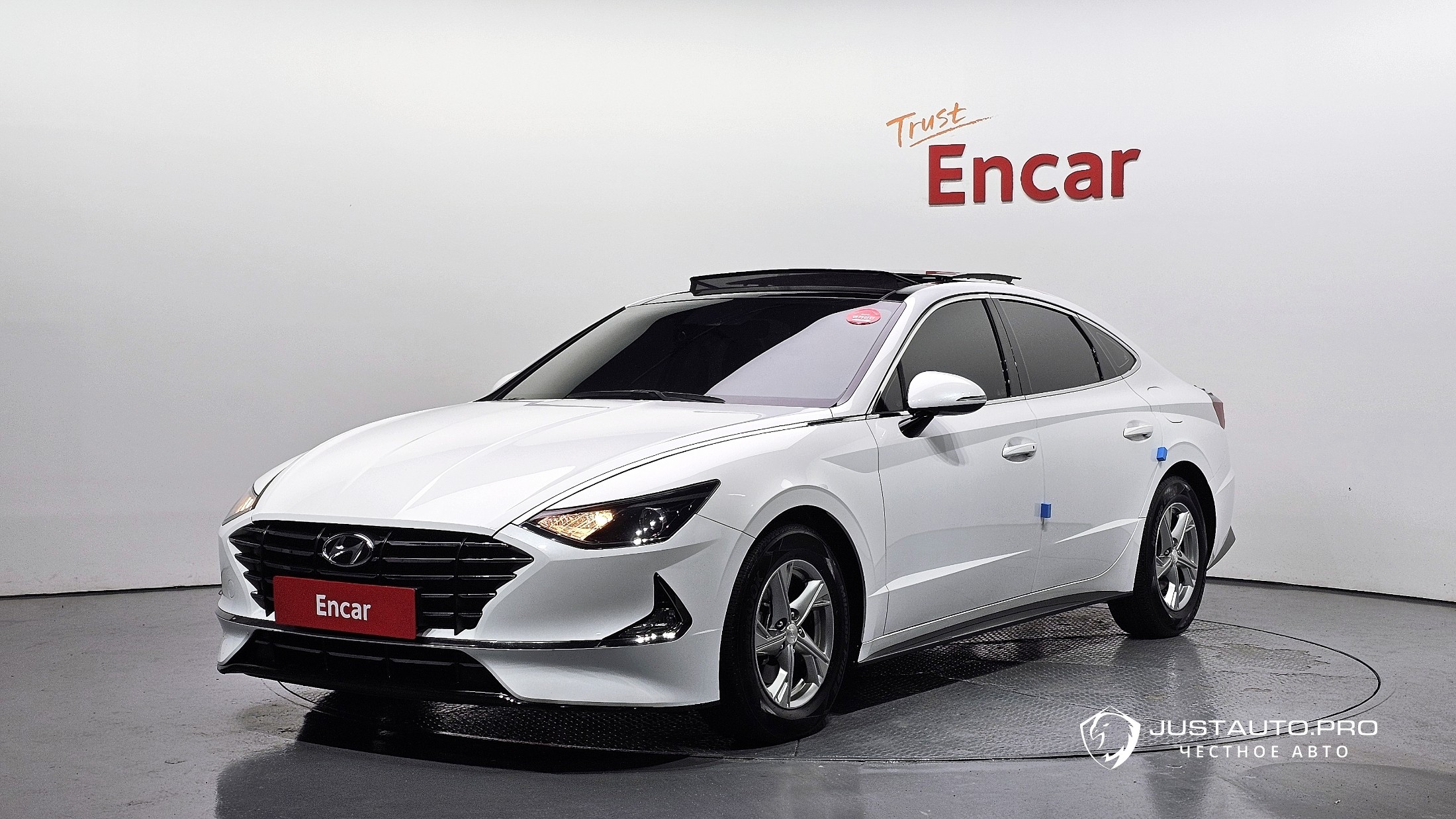 Автомобиль Hyundai Sonata