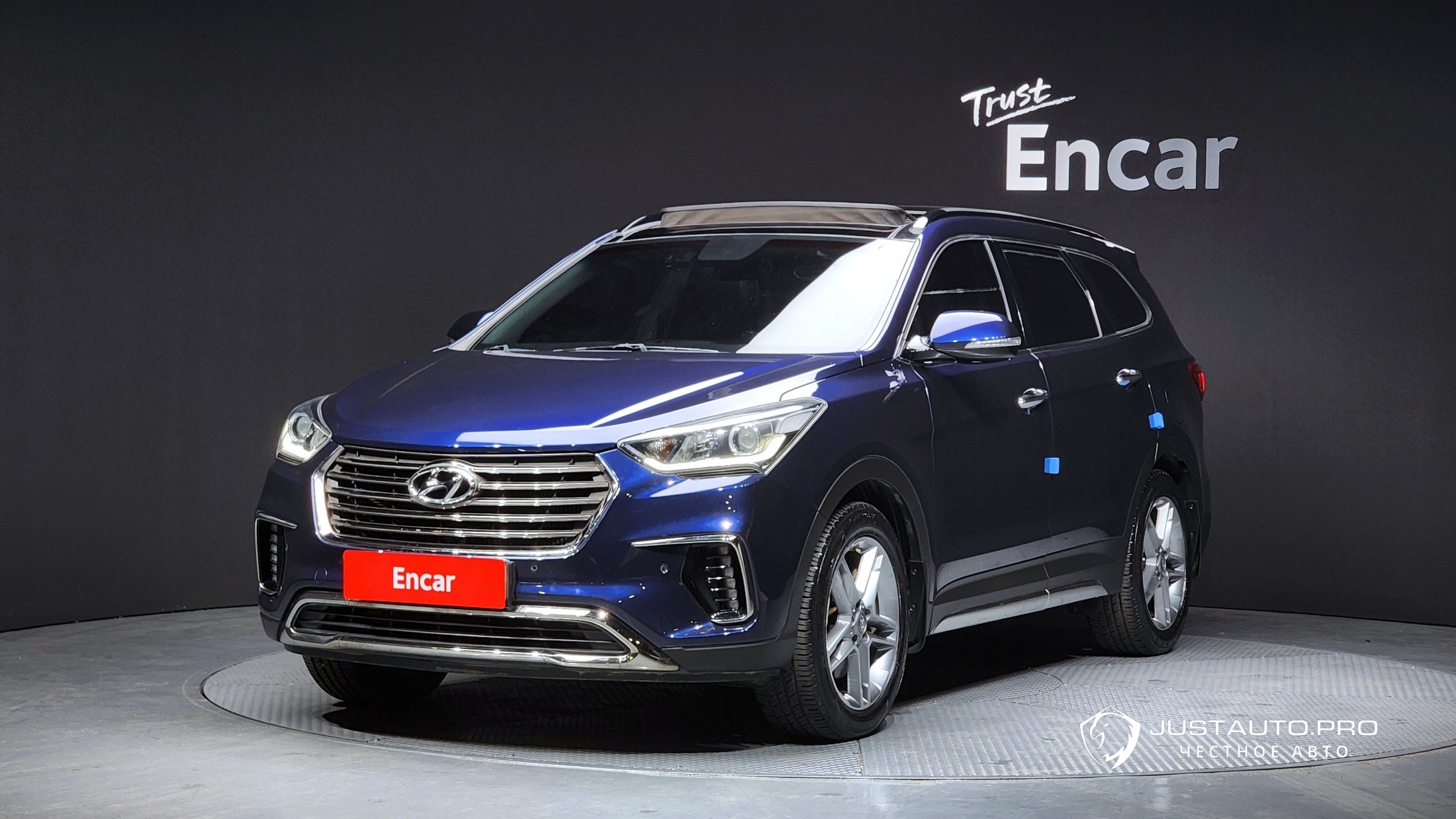 Автомобиль Hyundai Maxcruz