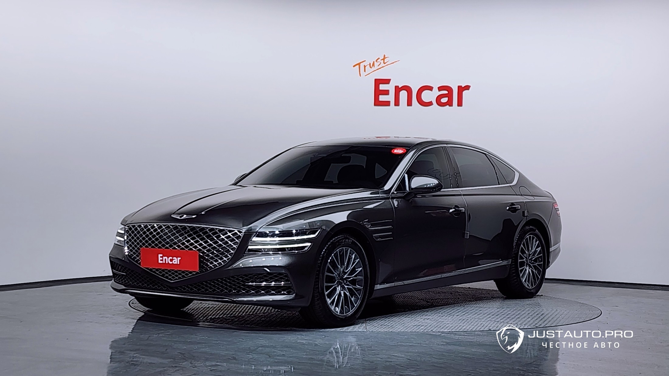 Автомобиль Genesis G80