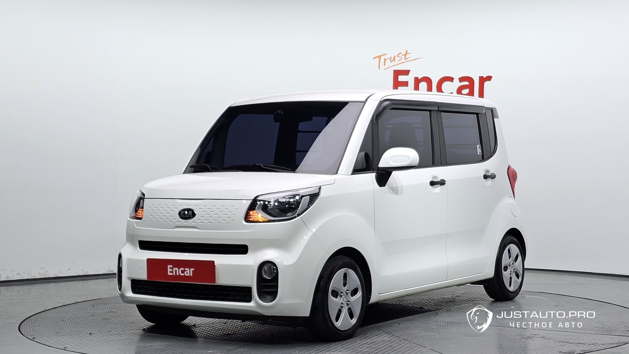 Автомобиль Kia RAY