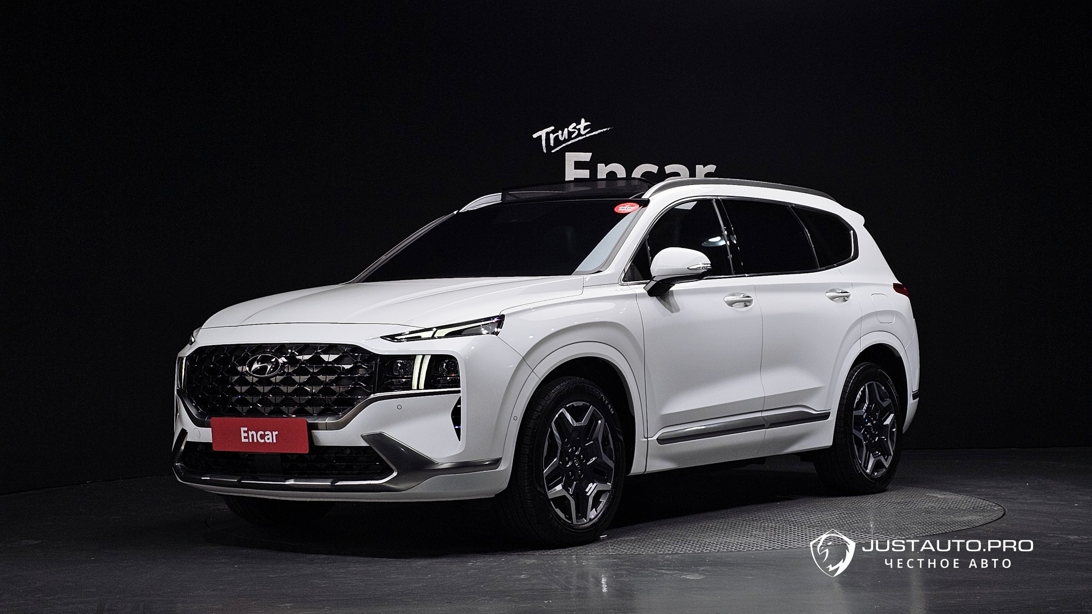 Автомобиль Hyundai Santafe