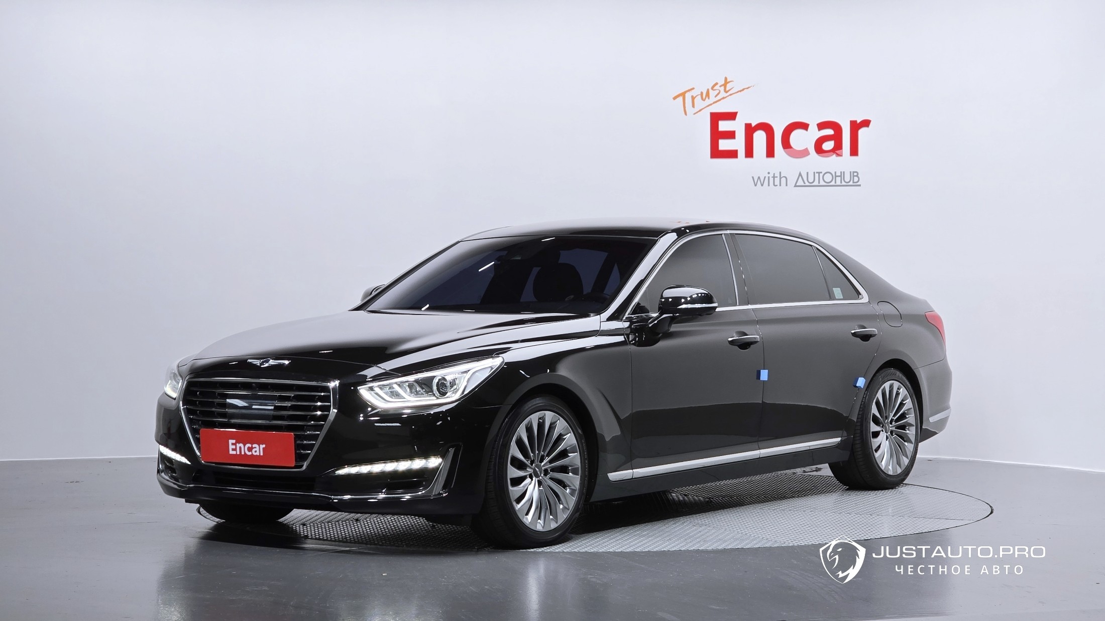 Автомобиль Genesis EQ900
