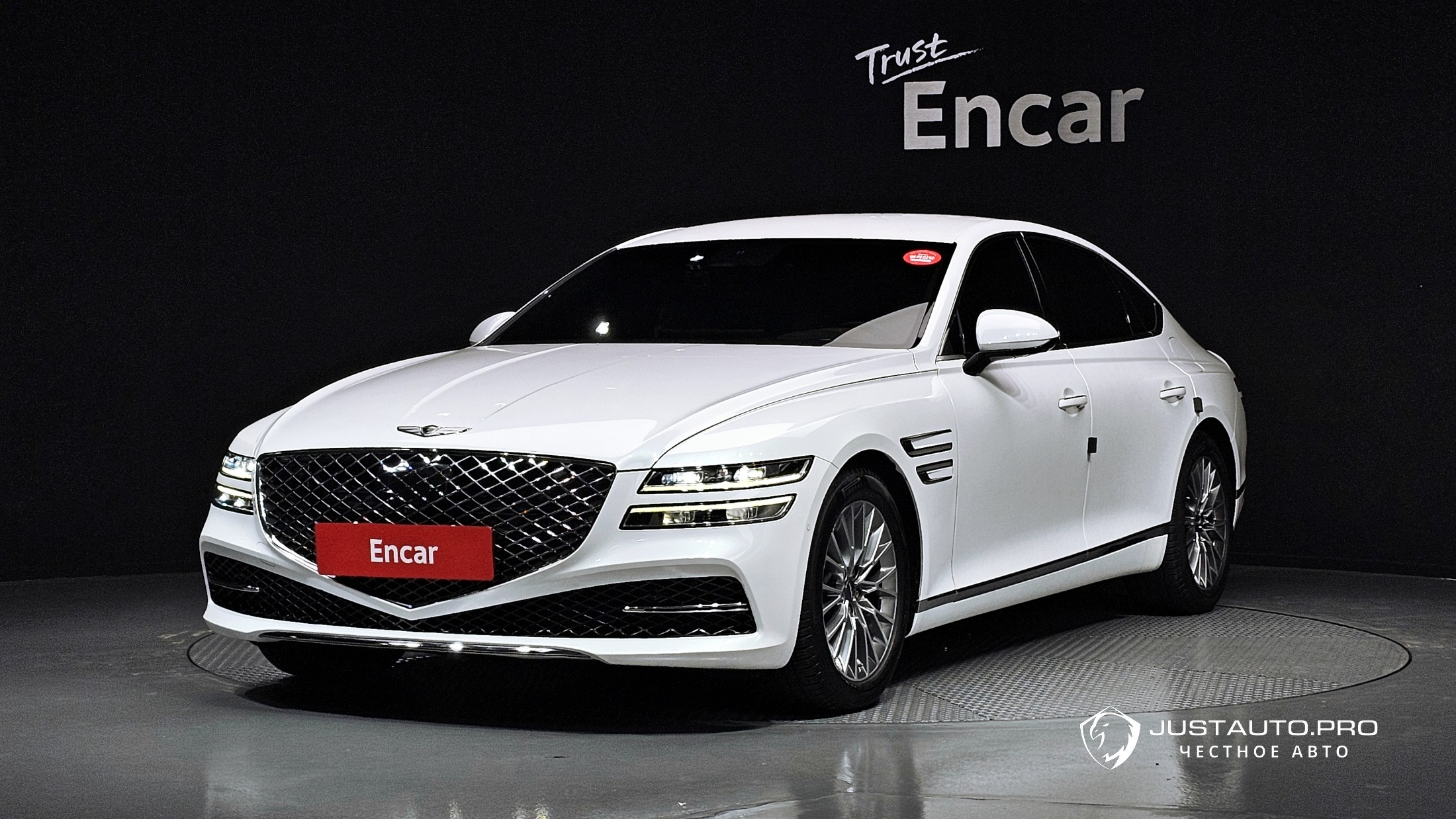 Автомобиль Genesis G80