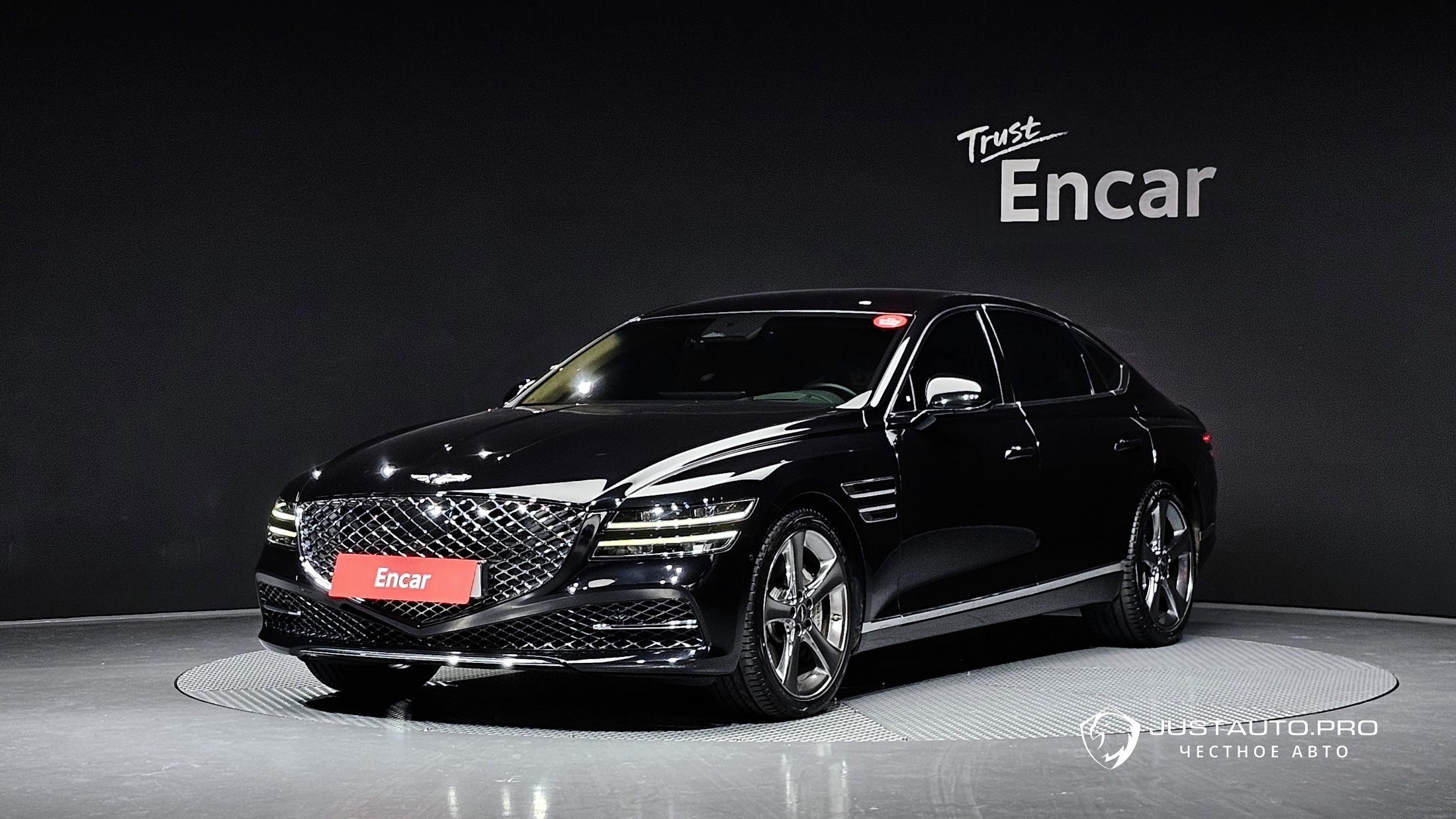 Автомобиль Genesis G80