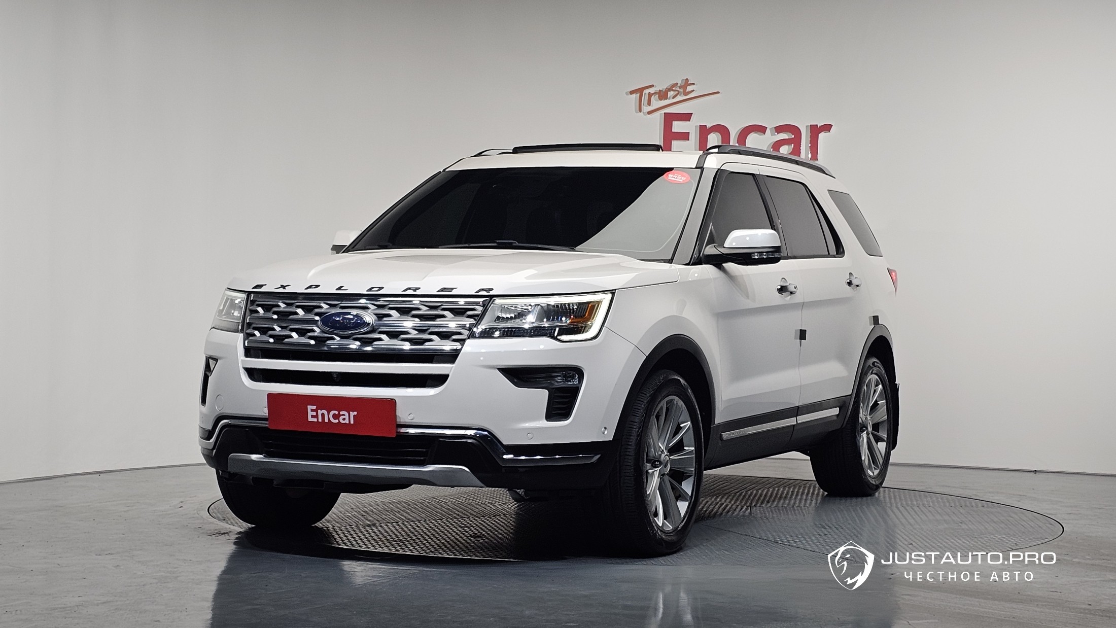 Автомобиль Ford Explorer