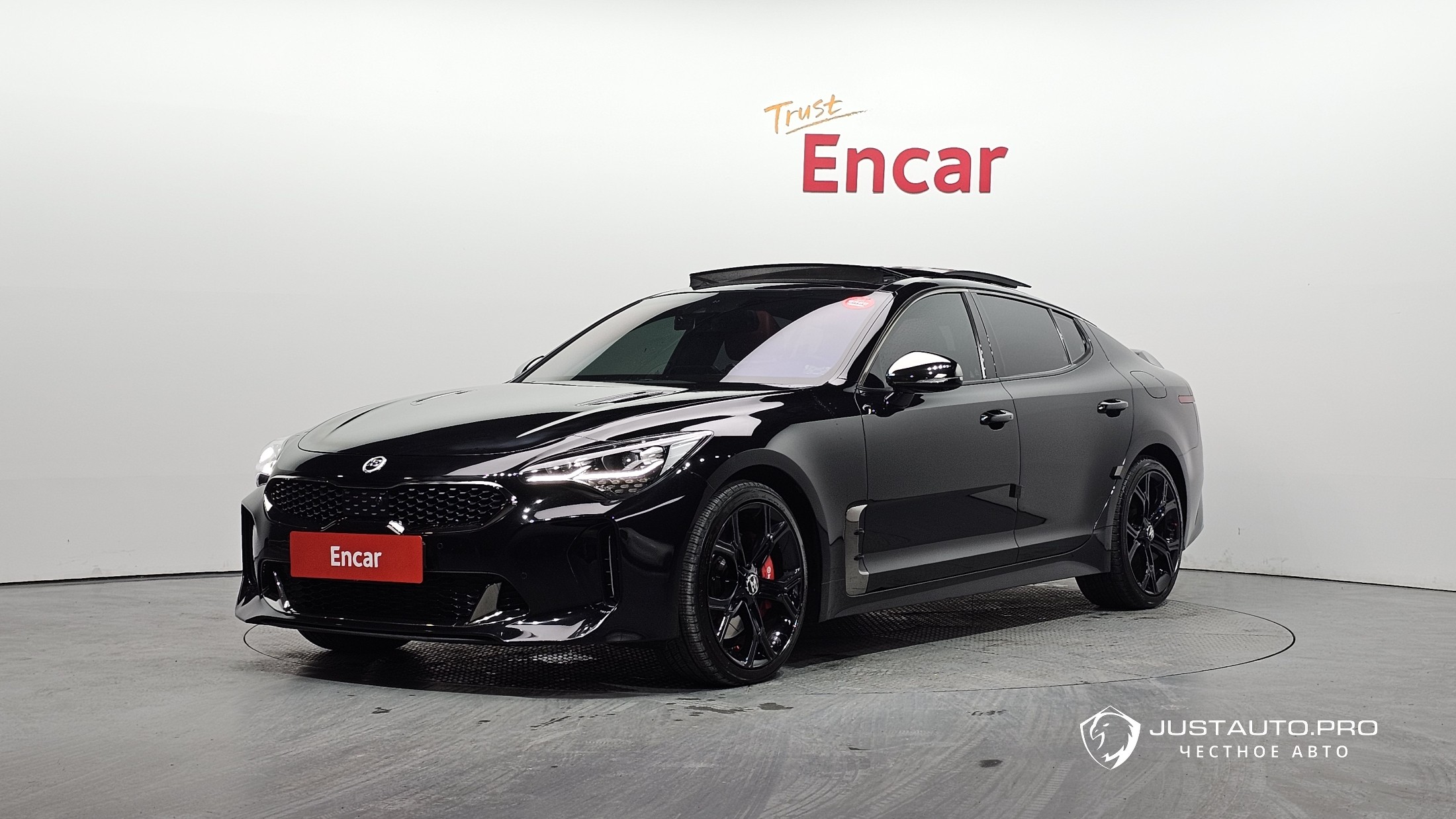 Автомобиль Kia Stinger