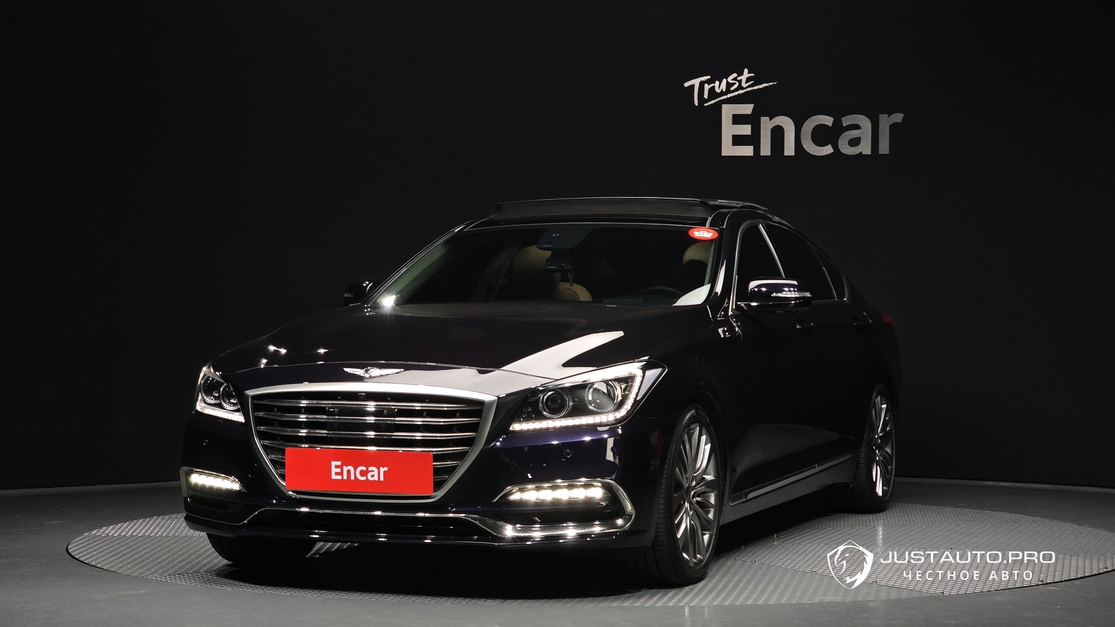 Автомобиль Hyundai Genesis