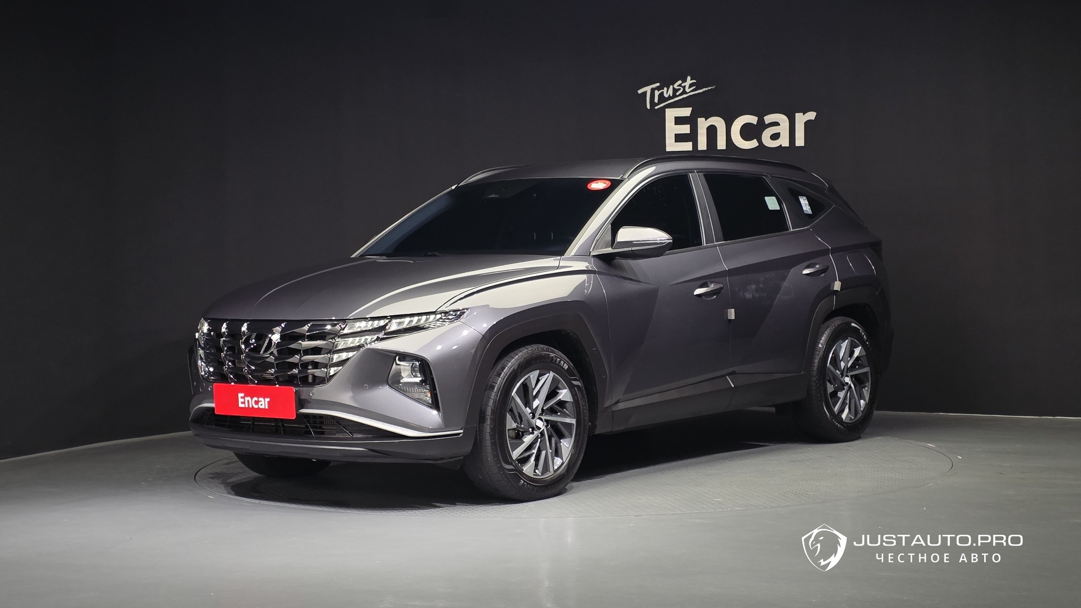 Автомобиль Hyundai Tucson