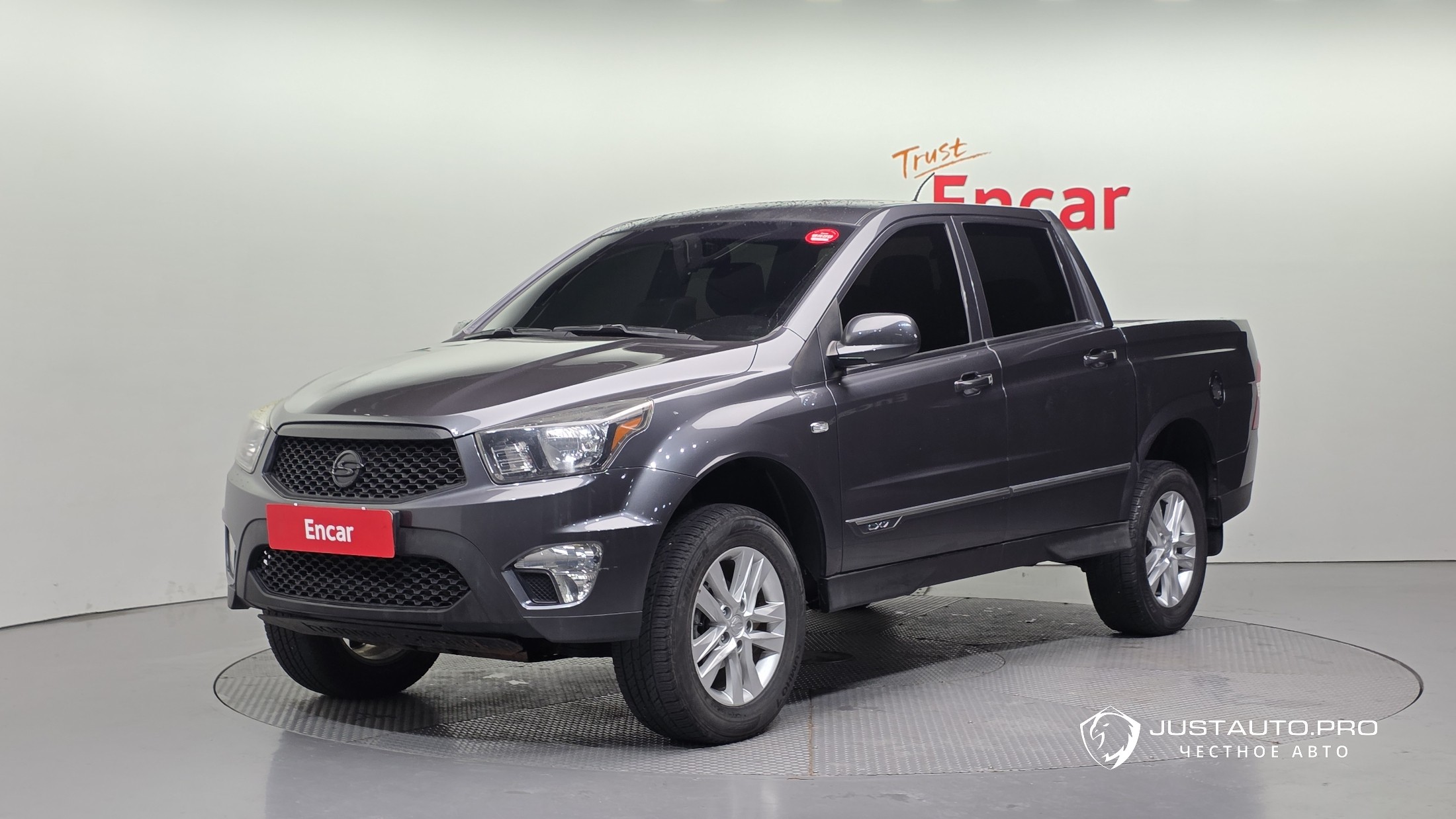Автомобиль KG_Mobility_Ssangyong KORANDO